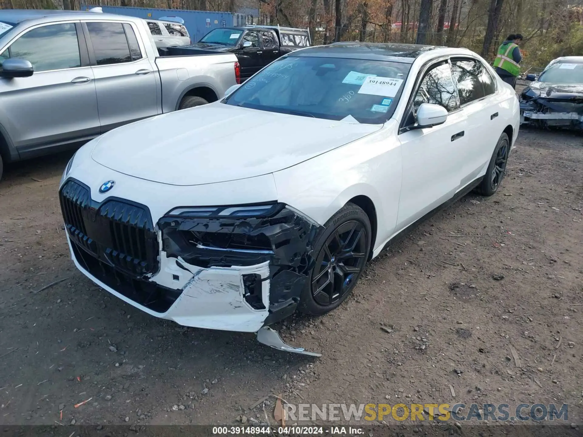 6 fotografías del automóvil dañado WBA23EH01PCL92686 BMW 740 2023