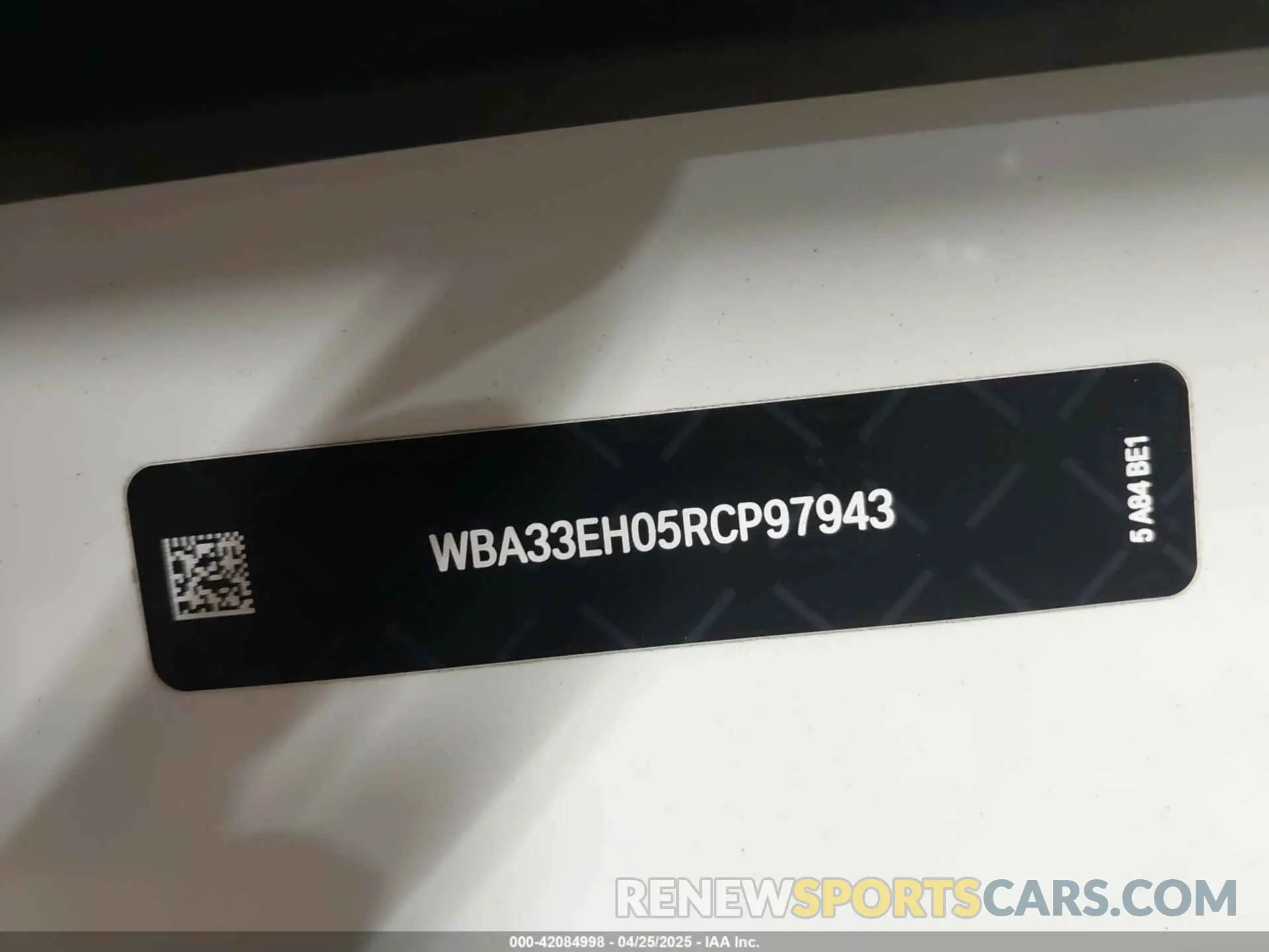 17 fotografías del automóvil dañado WBA33EH05RCP97943 BMW 740 2024