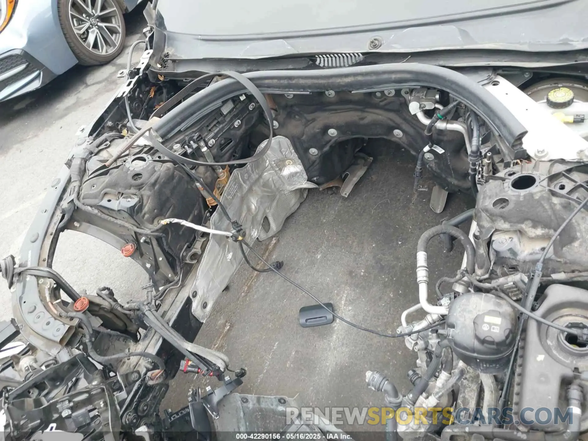 10 fotografías del automóvil dañado WBA7E2C50KB454417 BMW 740I 2019