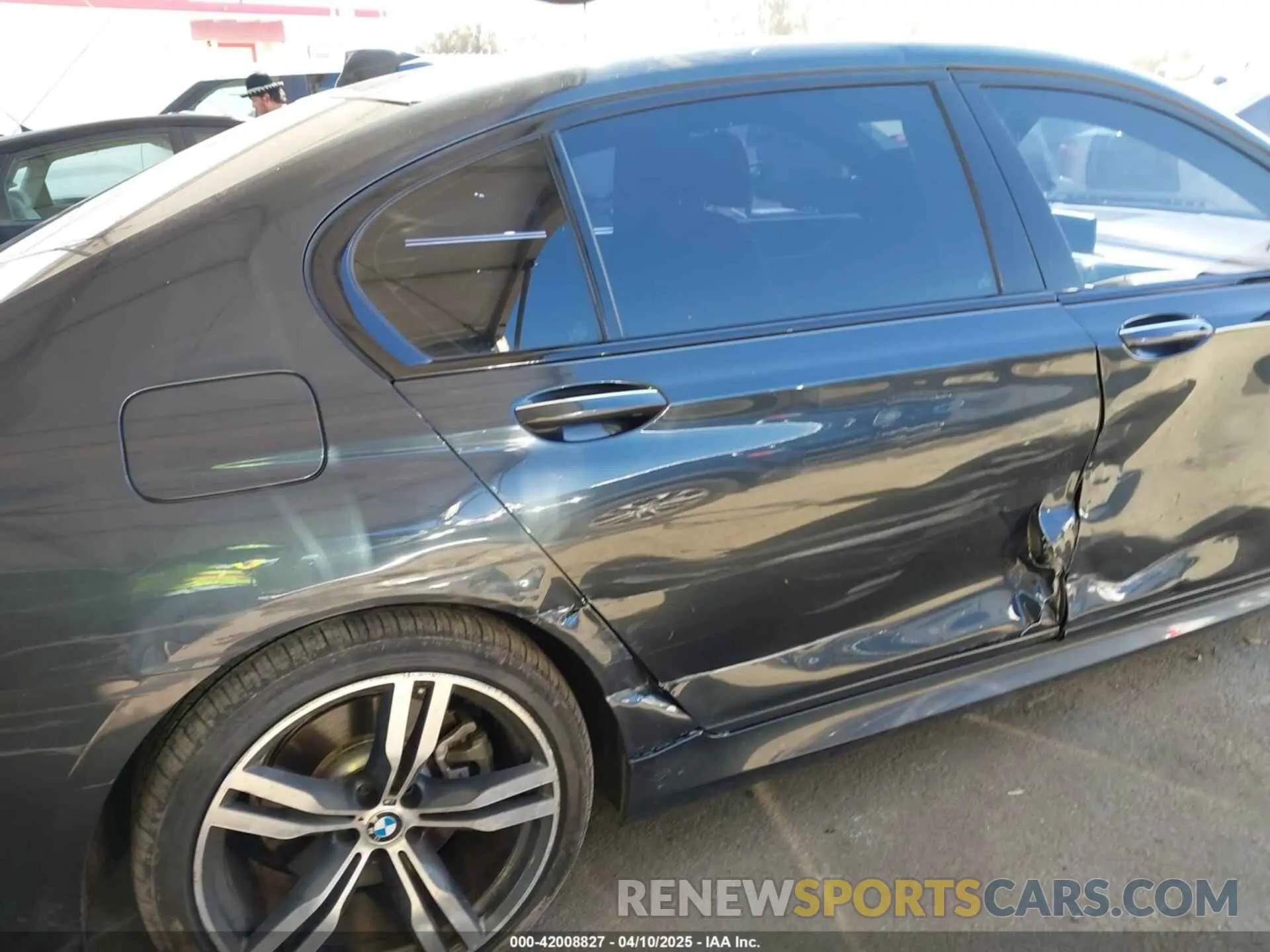 6 fotografías del automóvil dañado WBA7E2C53KB218375 BMW 740I 2019