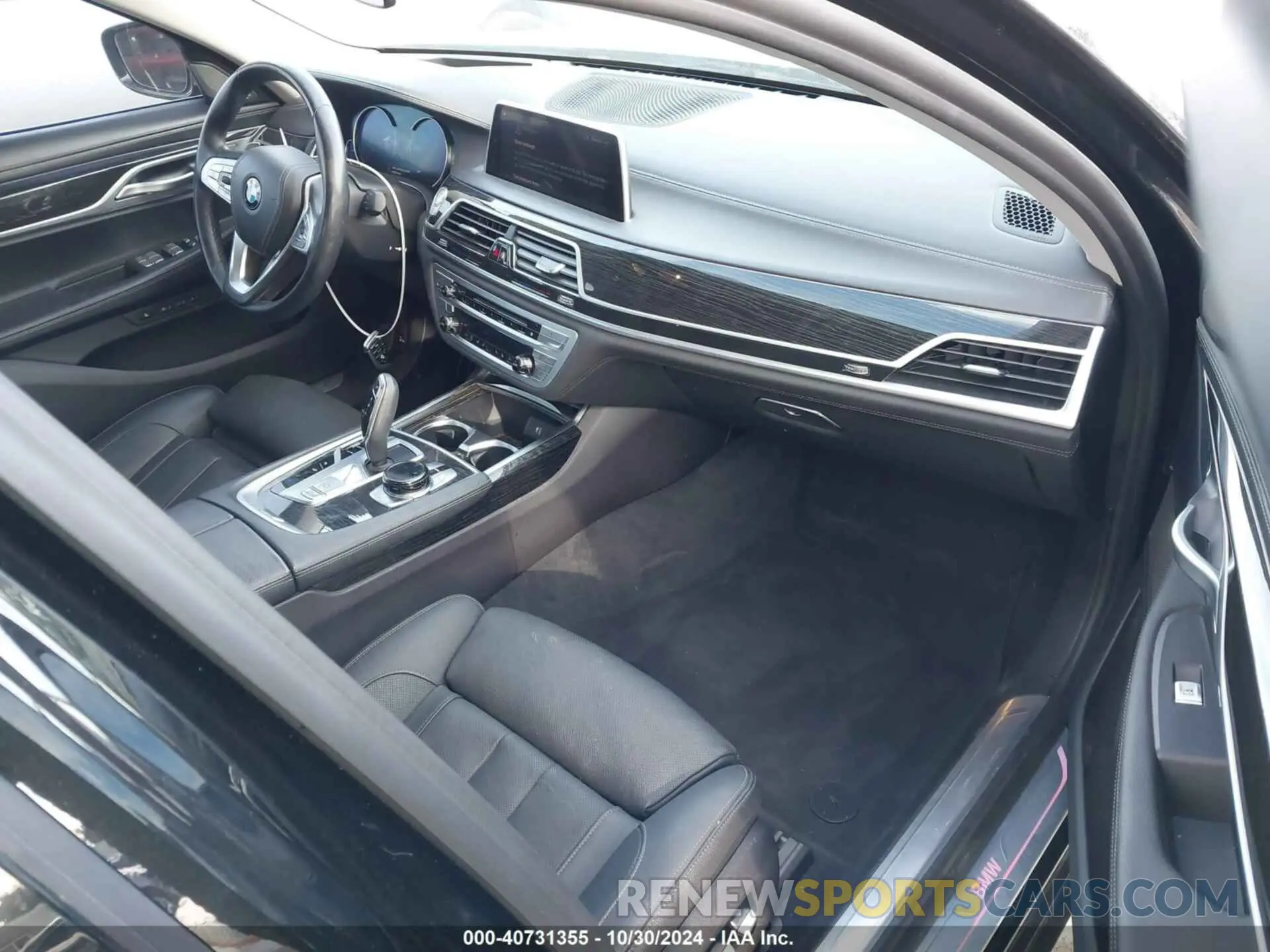 5 fotografías del automóvil dañado WBA7E2C56KB217625 BMW 740I 2019