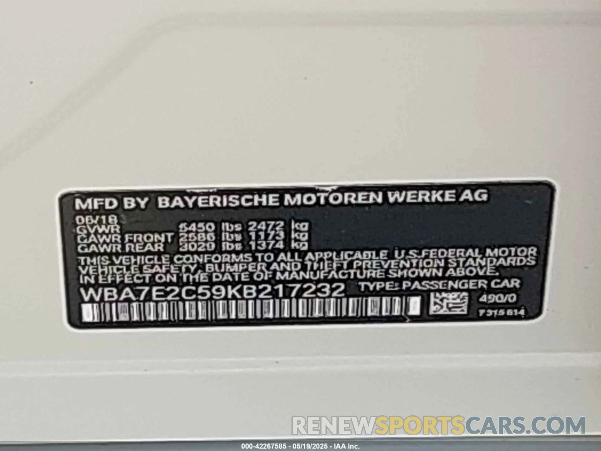 9 fotografías del automóvil dañado WBA7E2C59KB217232 BMW 740I 2019