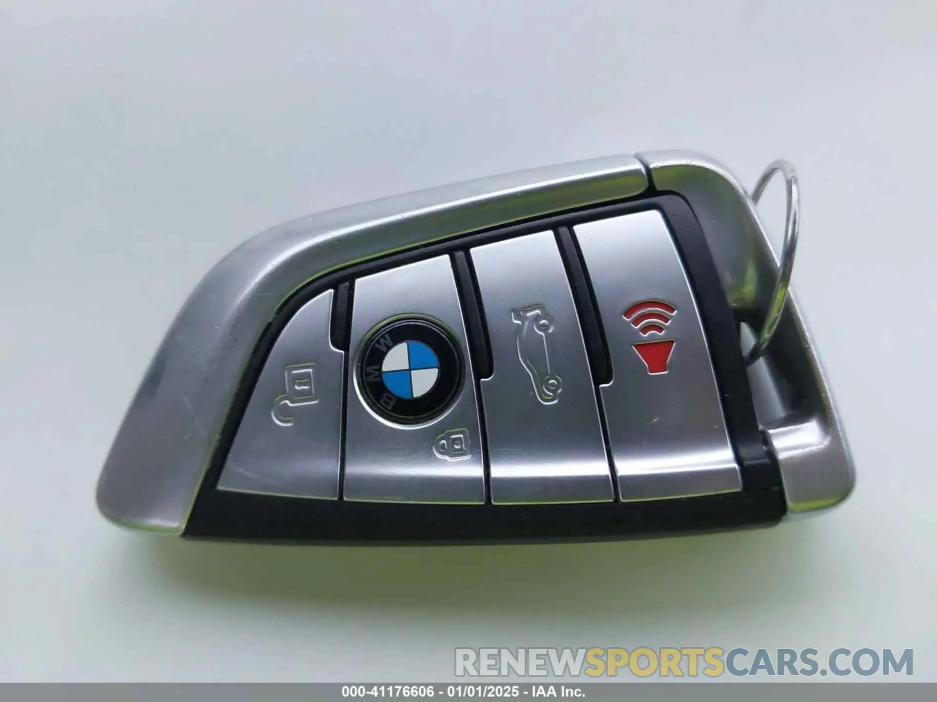 11 fotografías del automóvil dañado WBA7E4C53KGV70578 BMW 740I 2019