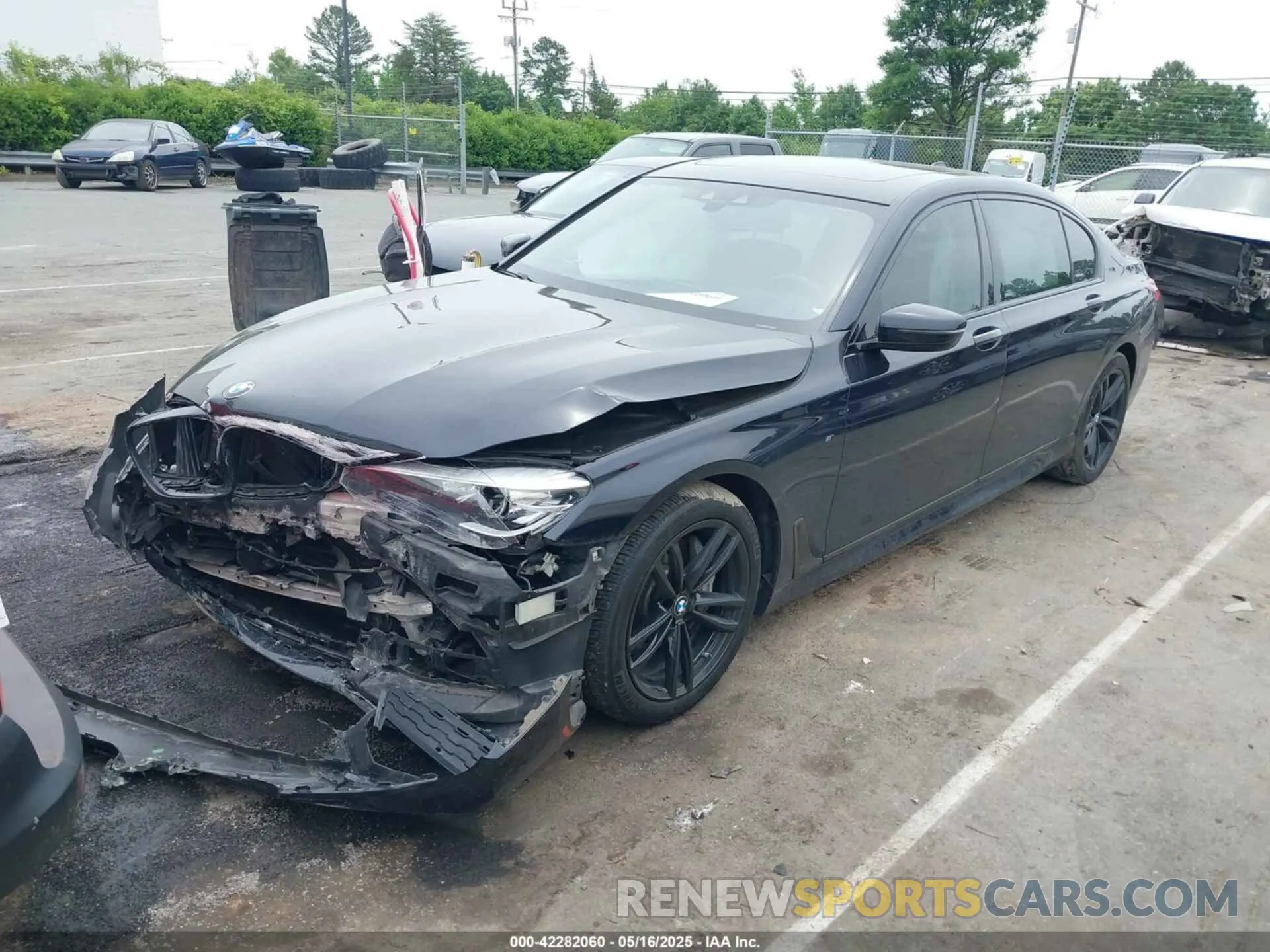 2 fotografías del automóvil dañado WBA7E4C54KGV28663 BMW 740I 2019