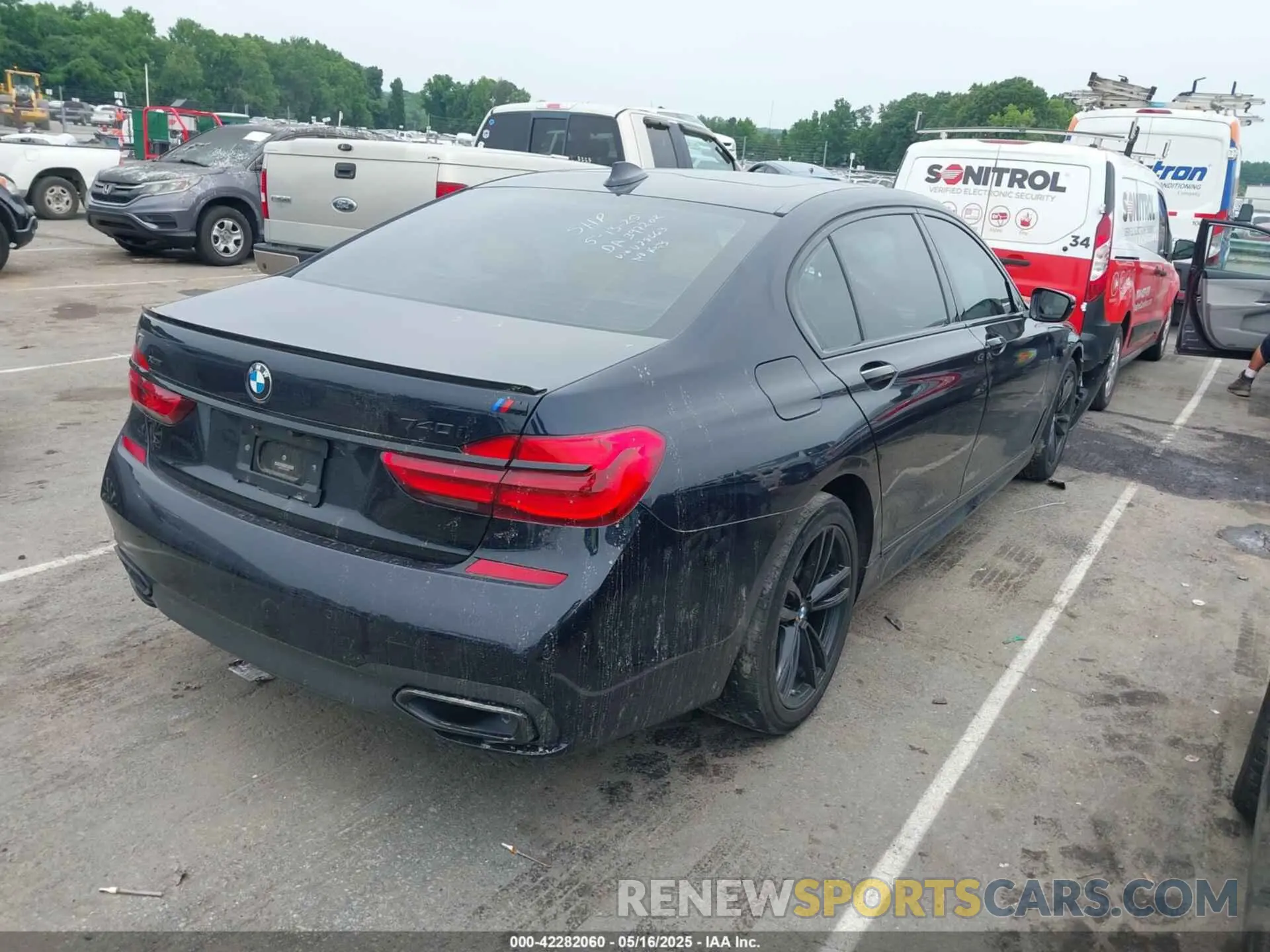 4 fotografías del automóvil dañado WBA7E4C54KGV28663 BMW 740I 2019