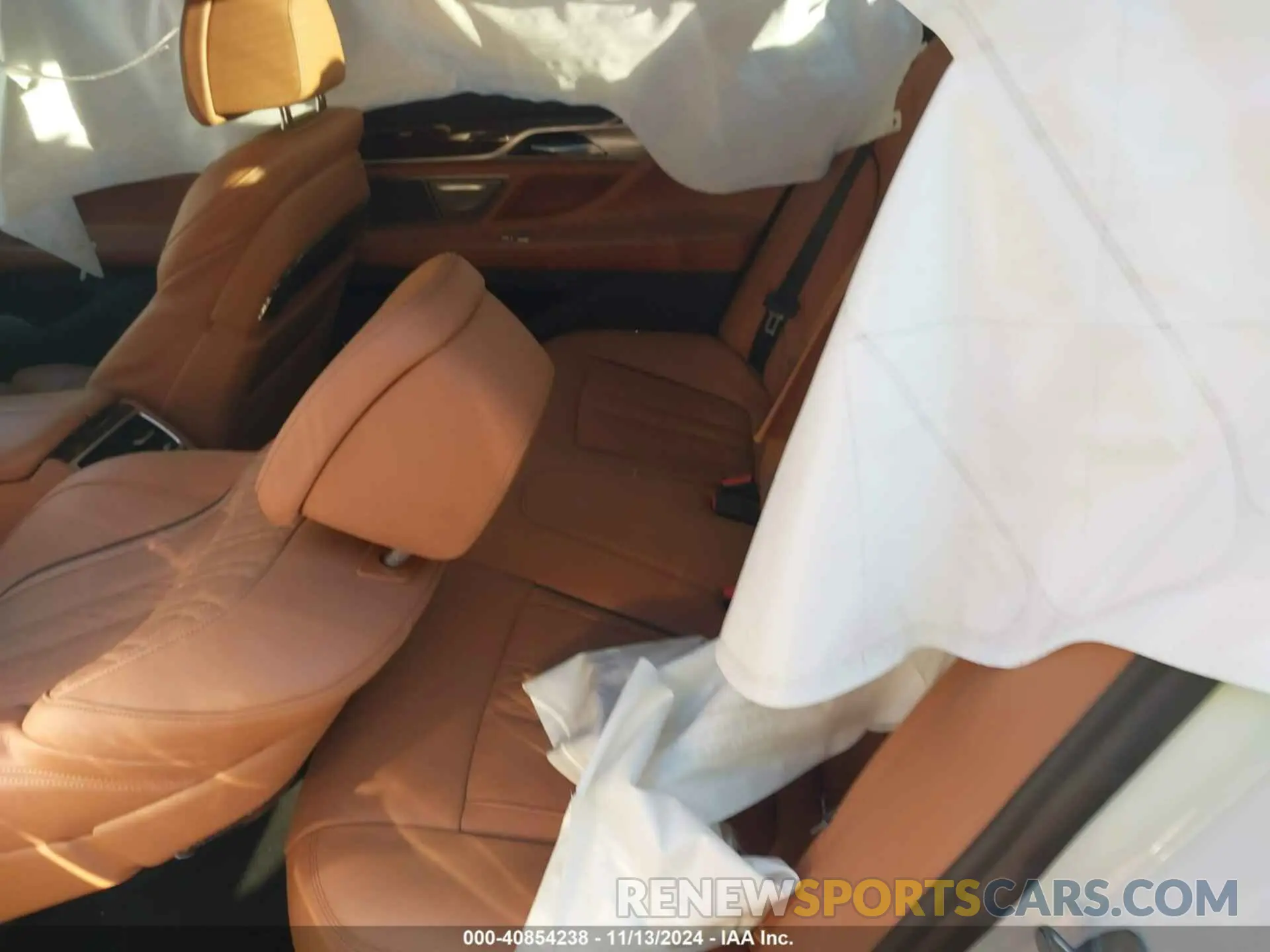 8 fotografías del automóvil dañado WBA7T2C01LGL17856 BMW 740I 2020