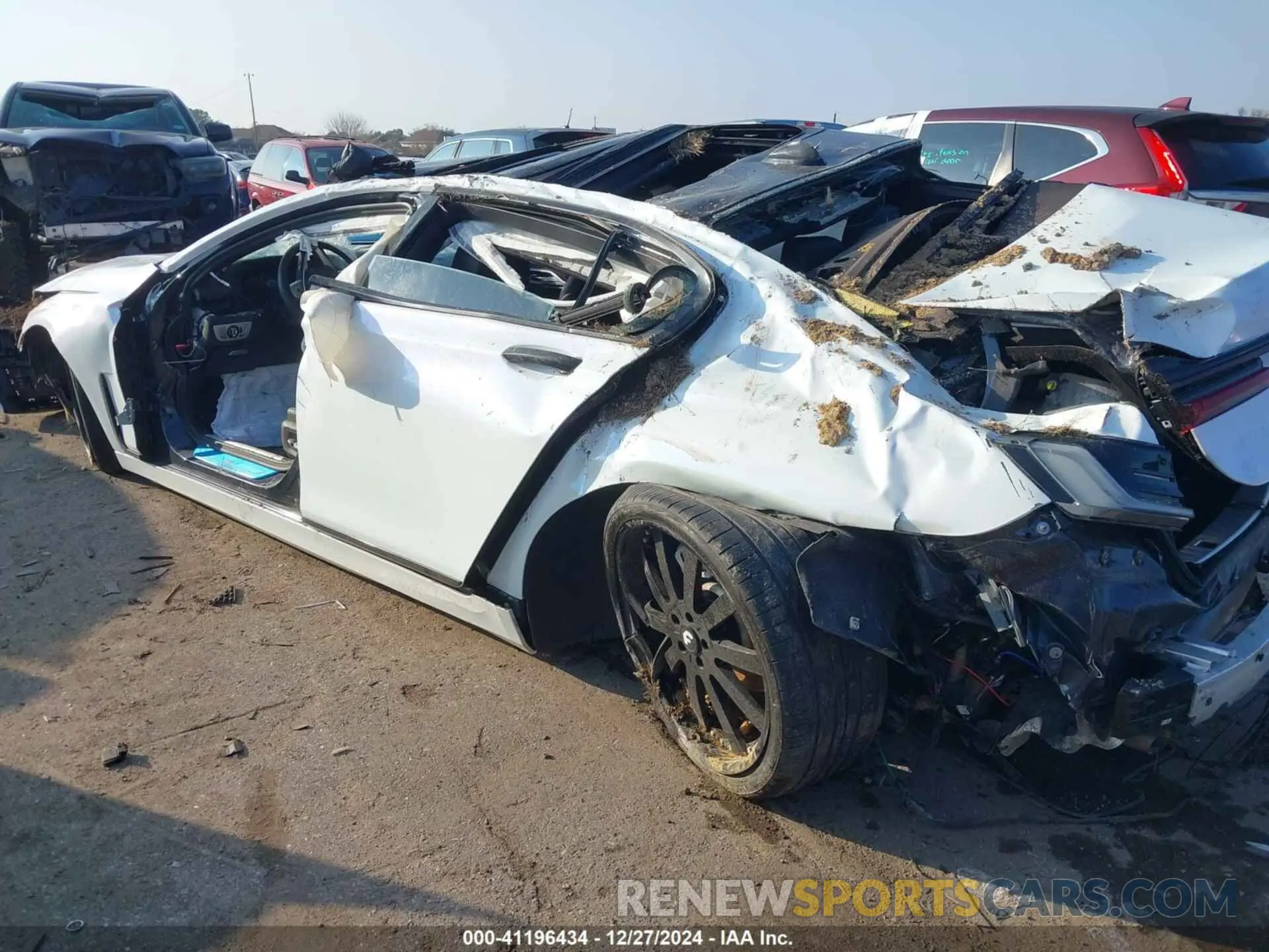 3 fotografías del automóvil dañado WBA7T2C05LGL17813 BMW 740I 2020