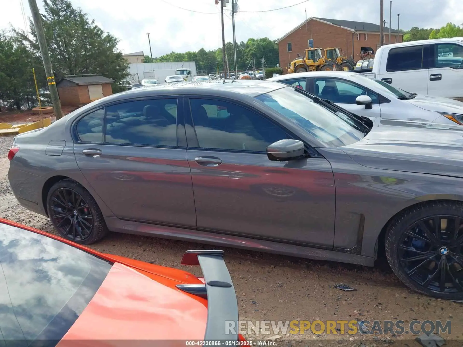 14 fotografías del automóvil dañado WBA7T2C0XLGF96842 BMW 740I 2020