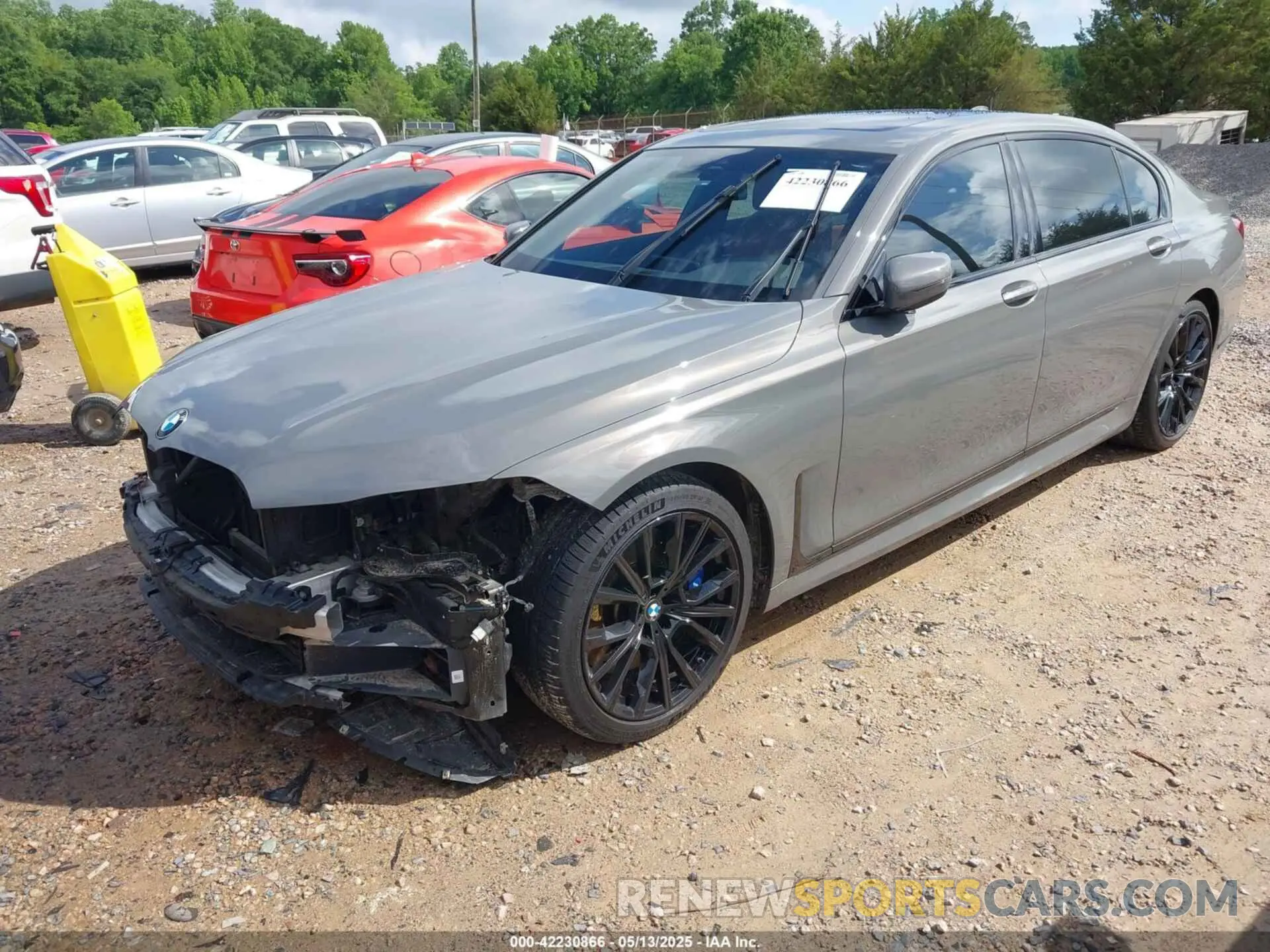 2 fotografías del automóvil dañado WBA7T2C0XLGF96842 BMW 740I 2020