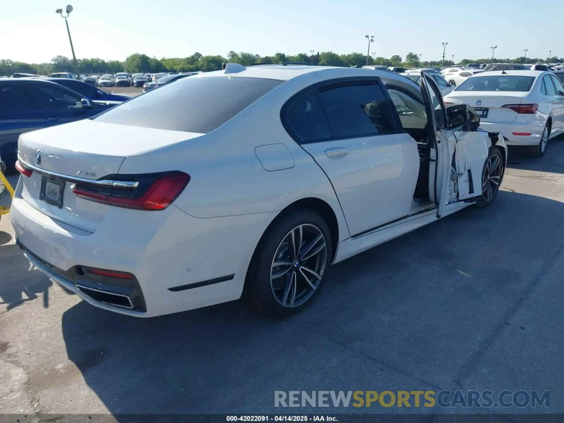 4 fotografías del automóvil dañado WBA7U2C05LGJ59941 BMW 750I 2020