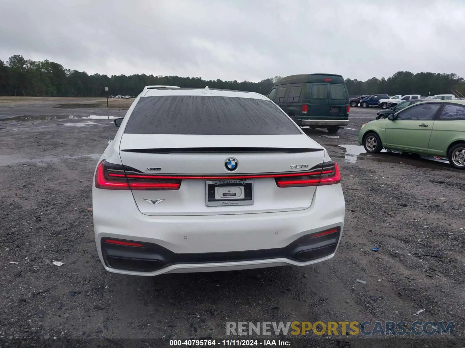 17 fotografías del automóvil dañado WBA7U2C09LGM27356 BMW 750I 2020