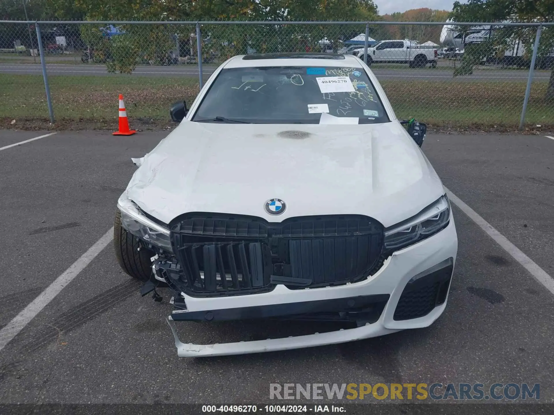 12 fotografías del automóvil dañado WBA7U2C0XLGM26880 BMW 750I 2020