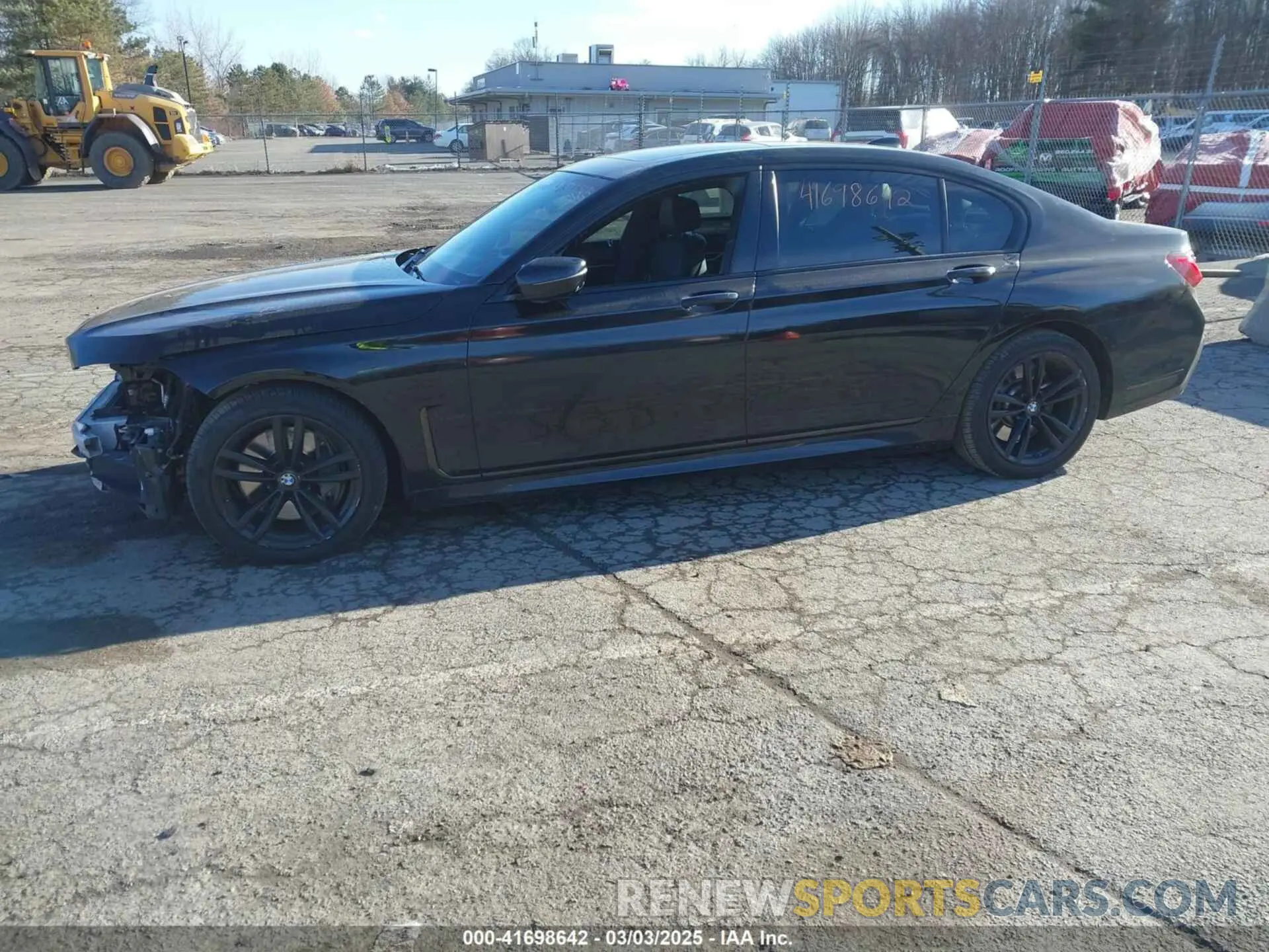 15 fotografías del automóvil dañado WBA7U2C01MCF94533 BMW 750I 2021