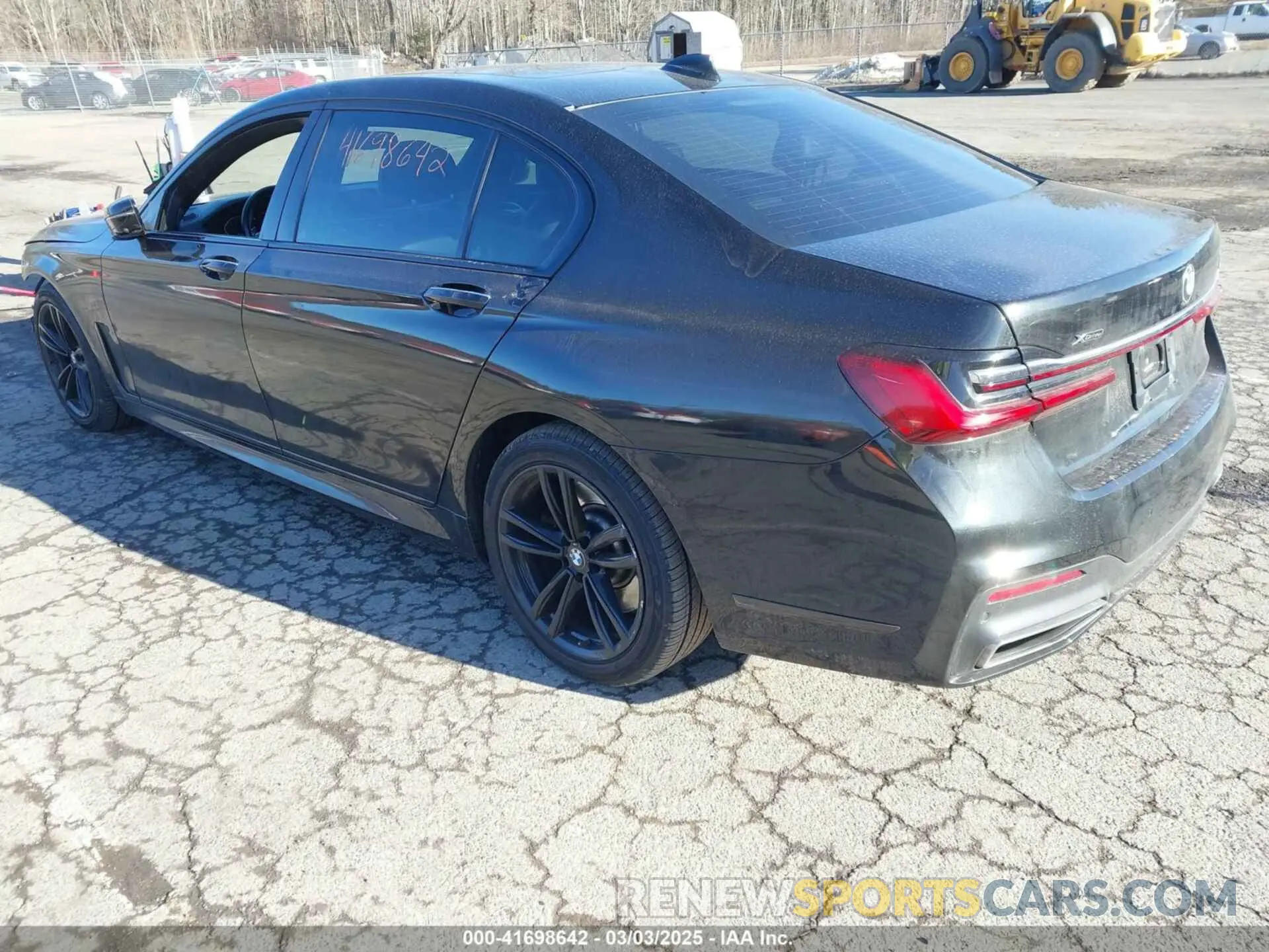 3 fotografías del automóvil dañado WBA7U2C01MCF94533 BMW 750I 2021
