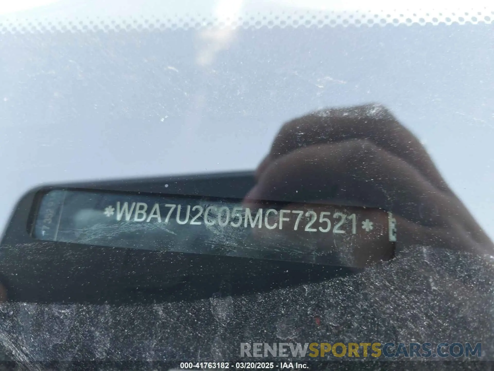 9 fotografías del automóvil dañado WBA7U2C05MCF72521 BMW 750I 2021