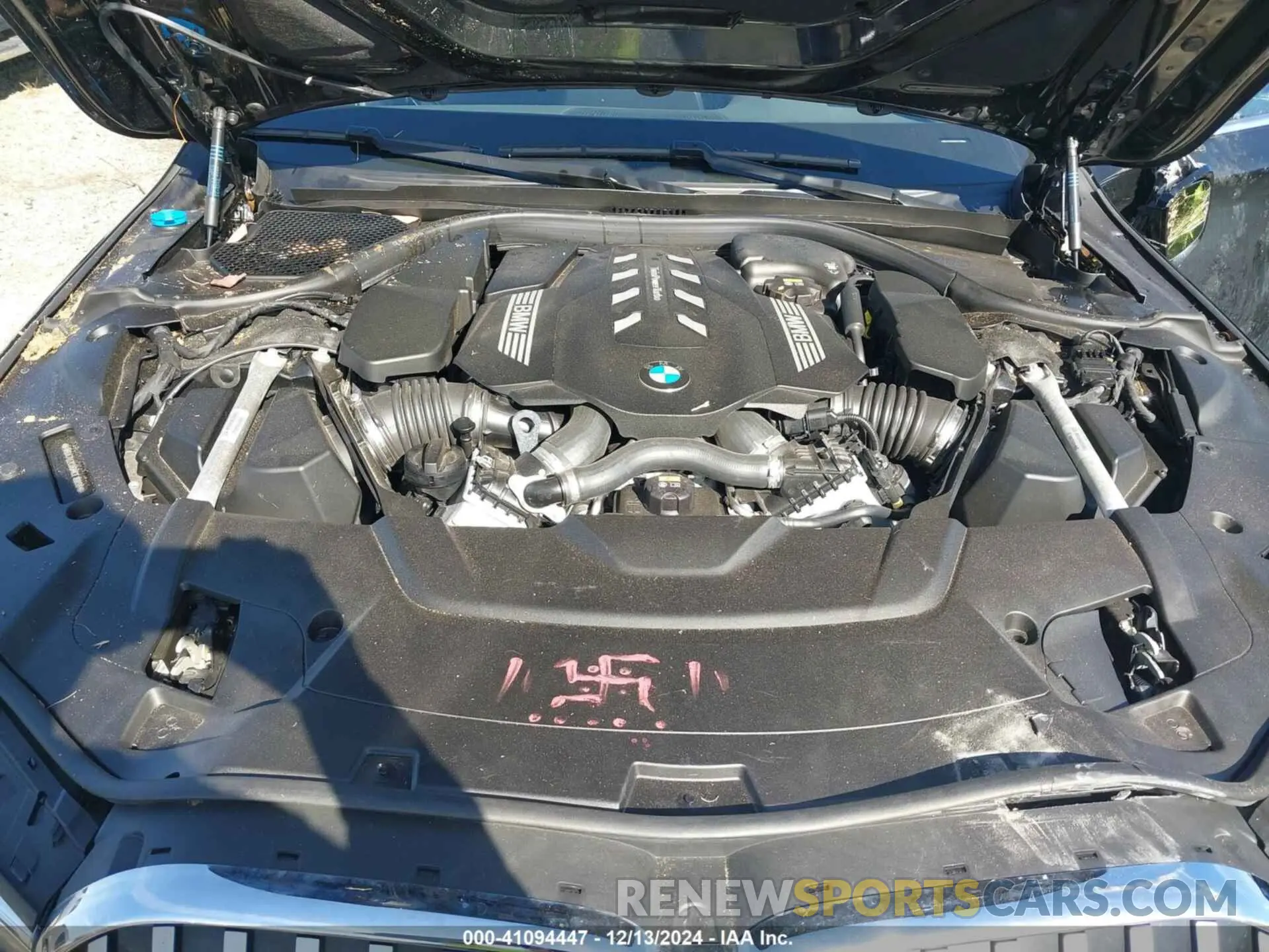 10 fotografías del automóvil dañado WBA7U2C06MCE18898 BMW 750I 2021
