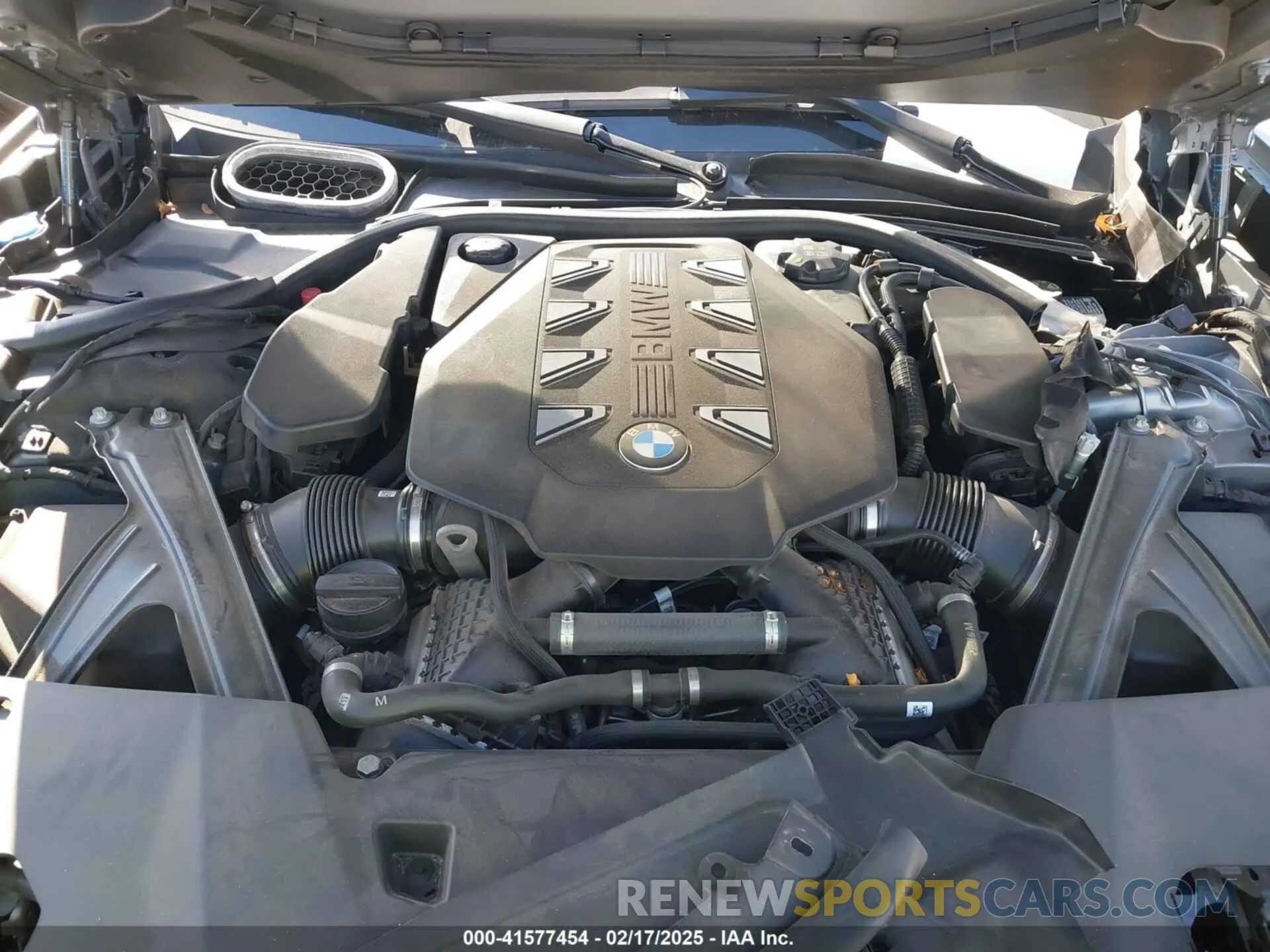 10 fotografías del automóvil dañado WBA33EJ07PCM90605 BMW 760 2023
