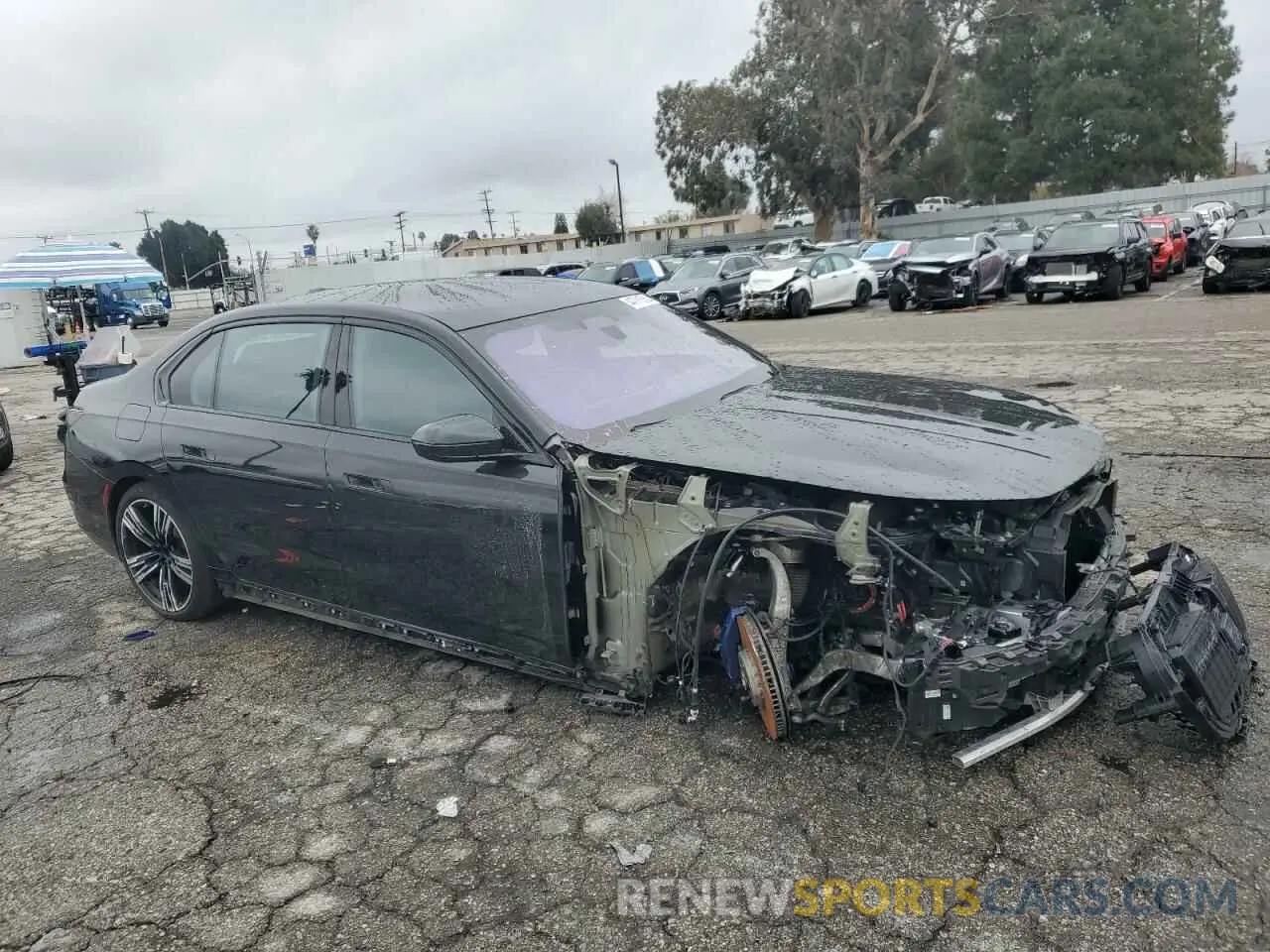 4 fotografías del automóvil dañado WBA33EJ02PCL89231 BMW 760 XI 2023