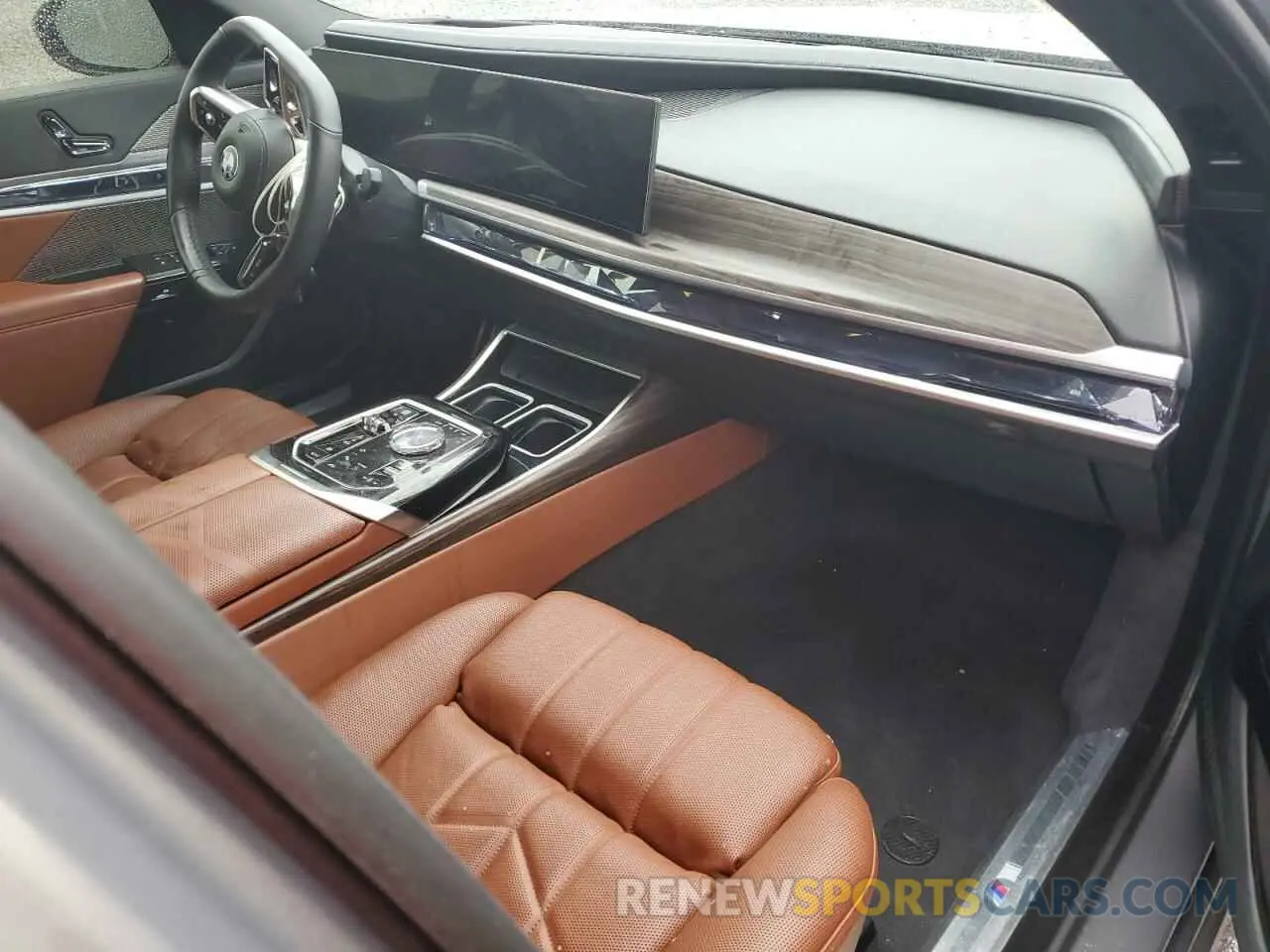 8 fotografías del automóvil dañado WBA33EJ09PCL80977 BMW 760 XI 2023