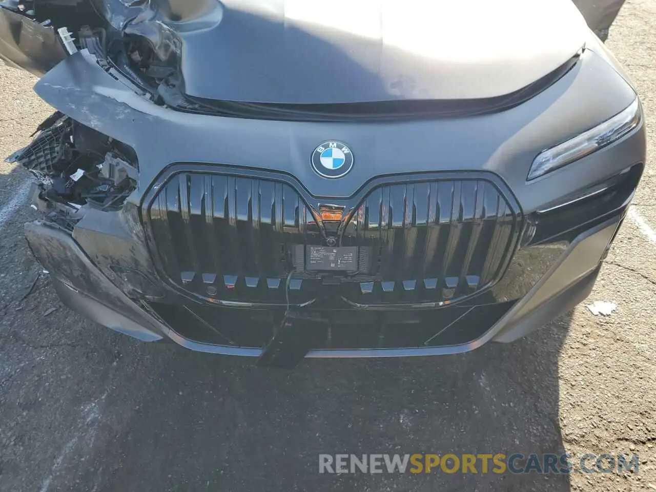 11 fotografías del automóvil dañado WBA33EJ0XPCL76968 BMW 760 XI 2023