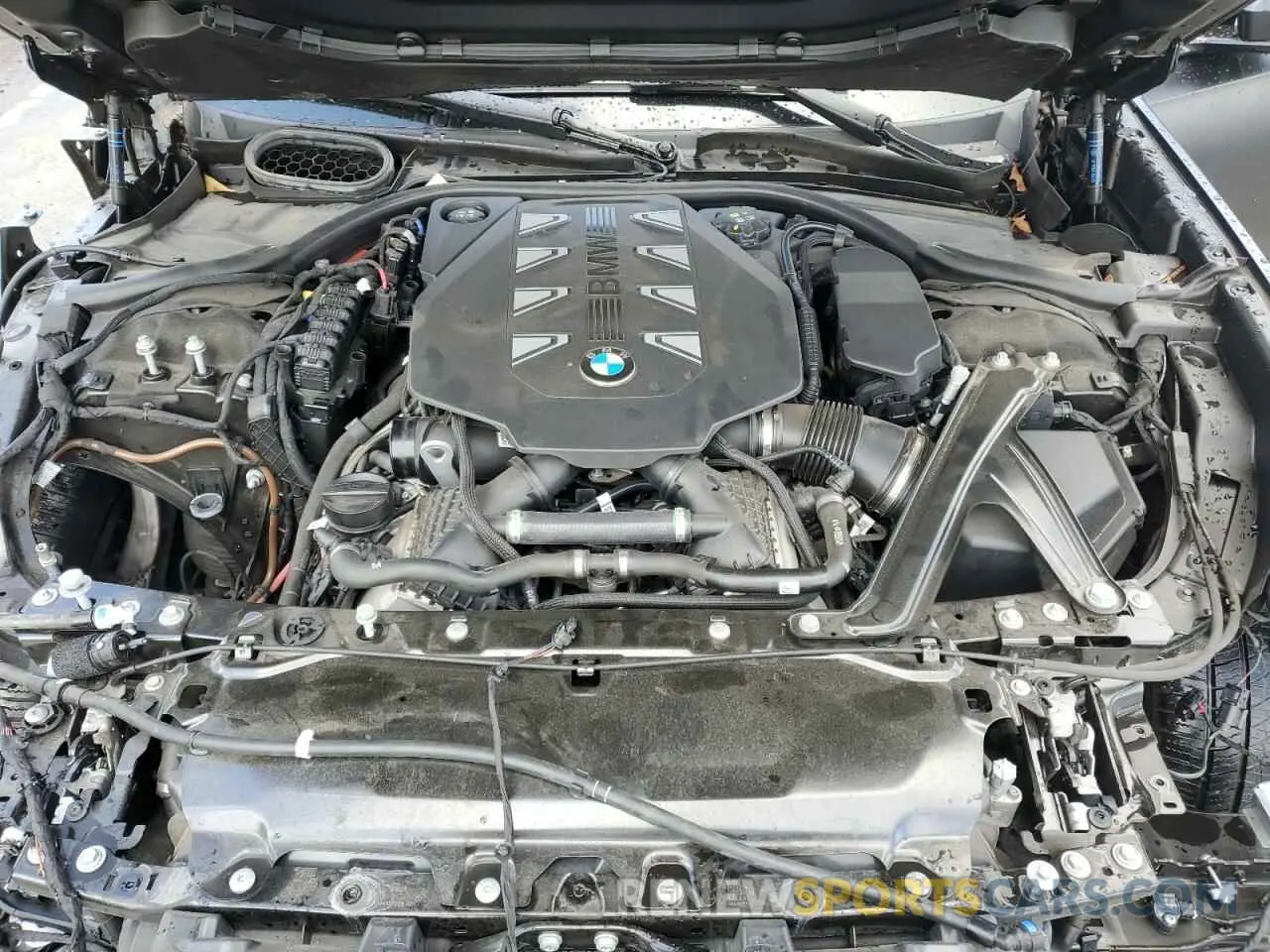 12 fotografías del automóvil dañado WBA33EJ01RCR24066 BMW 760 XI 2024