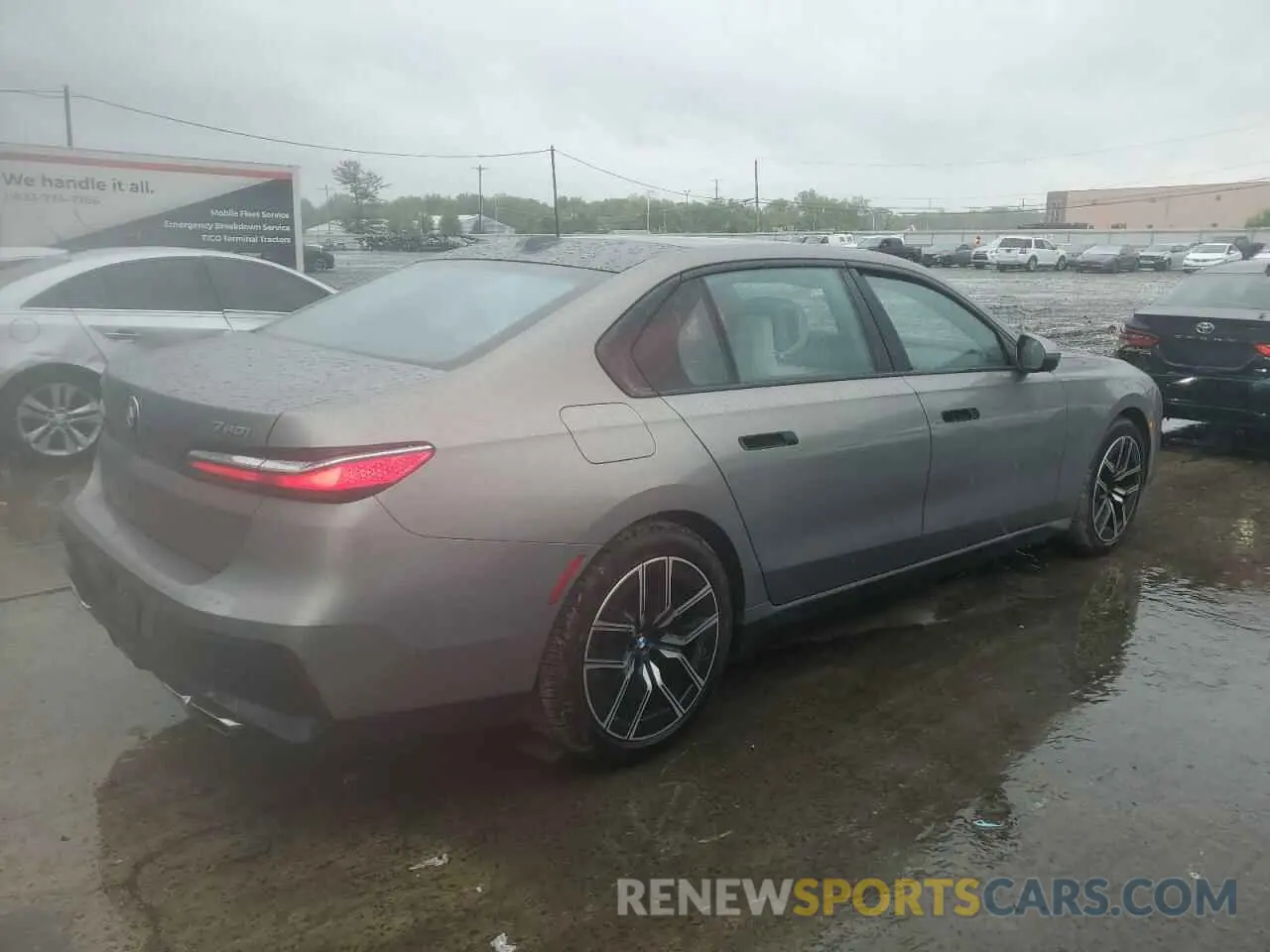 3 fotografías del automóvil dañado WBA33EJ03RCR99996 BMW 760 XI 2024