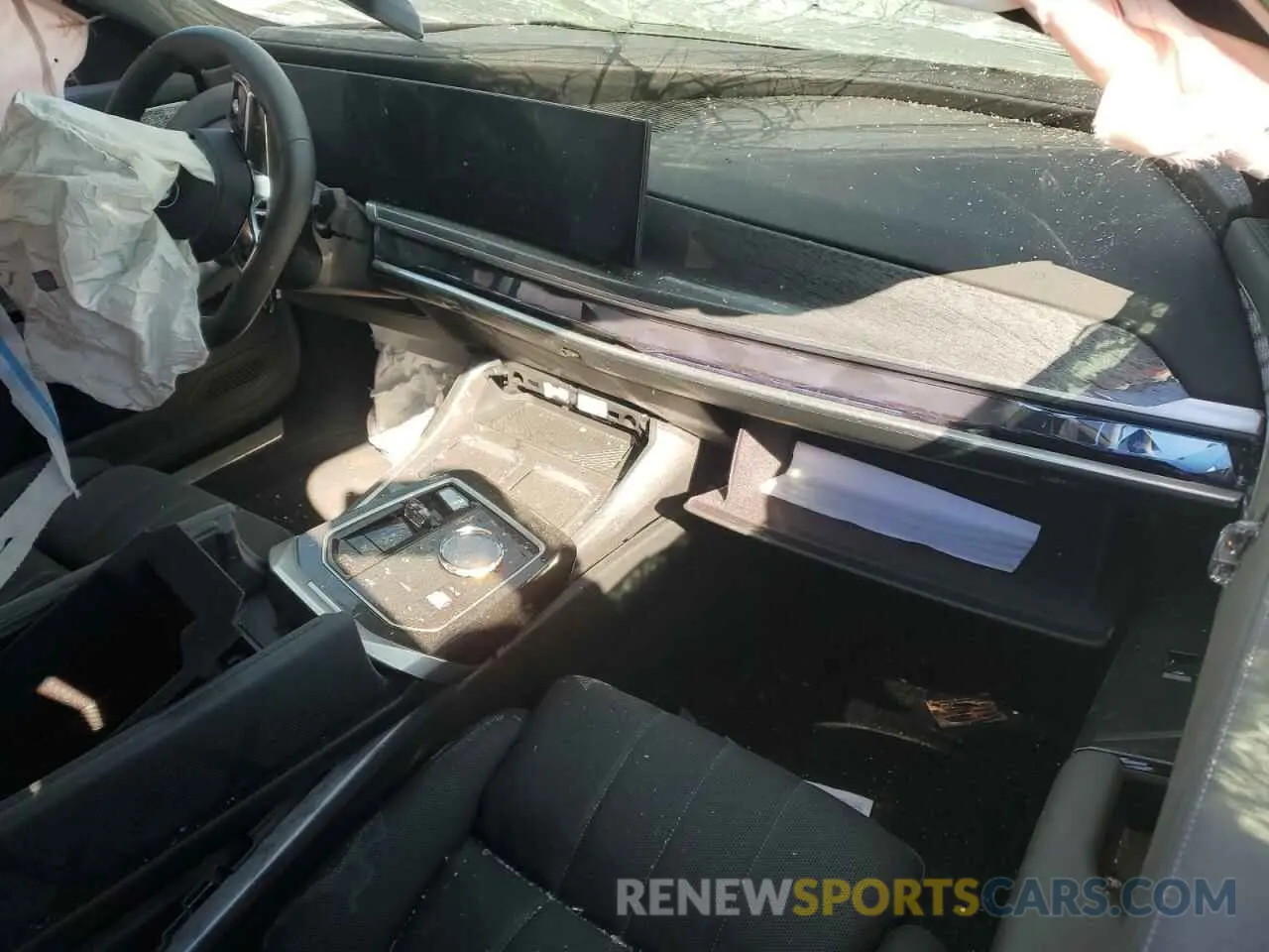 8 fotografías del automóvil dañado WBA33EJ05RCR10428 BMW 760 XI 2024