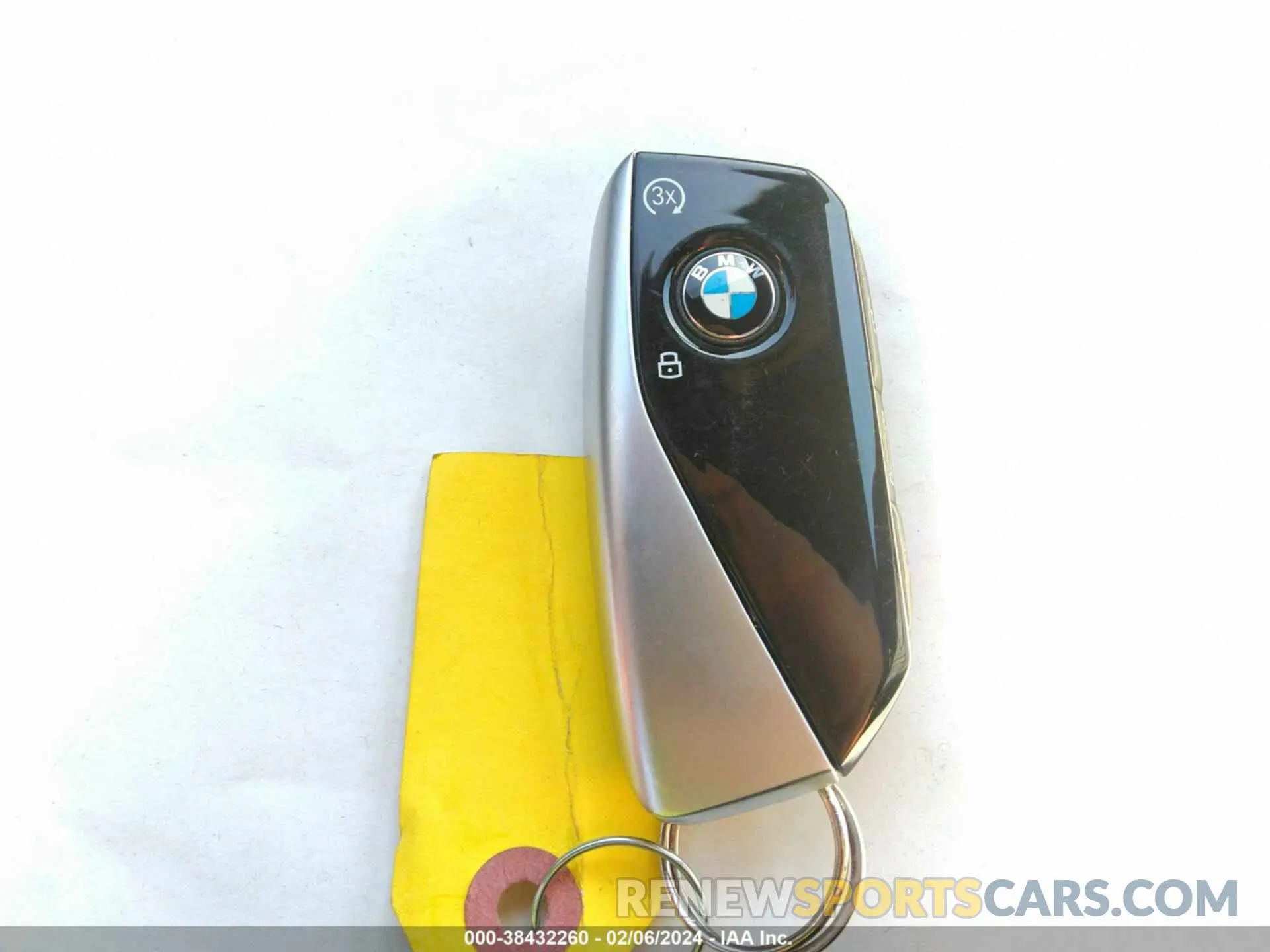 11 fotografías del automóvil dañado WBA33EJ02PCM34328 BMW 760I 2023
