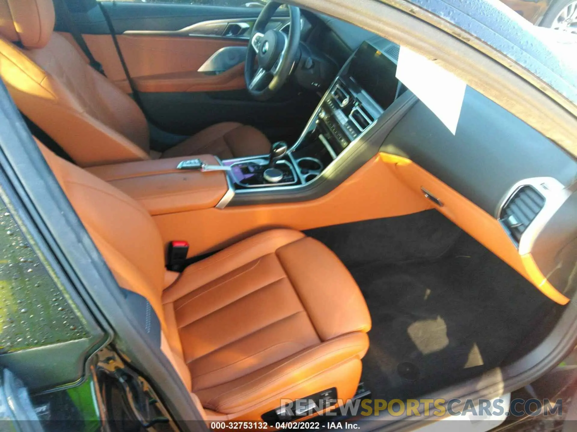 5 fotografías del automóvil dañado WBAGV8C03LCD64247 BMW 8 SERIES 2020