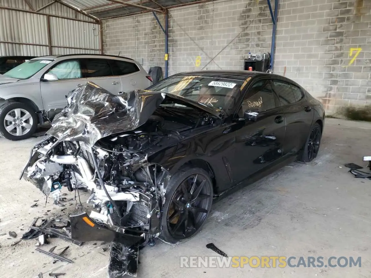 2 fotografías del automóvil dañado WBAGV2C02MCF66625 BMW 8 SERIES 2021