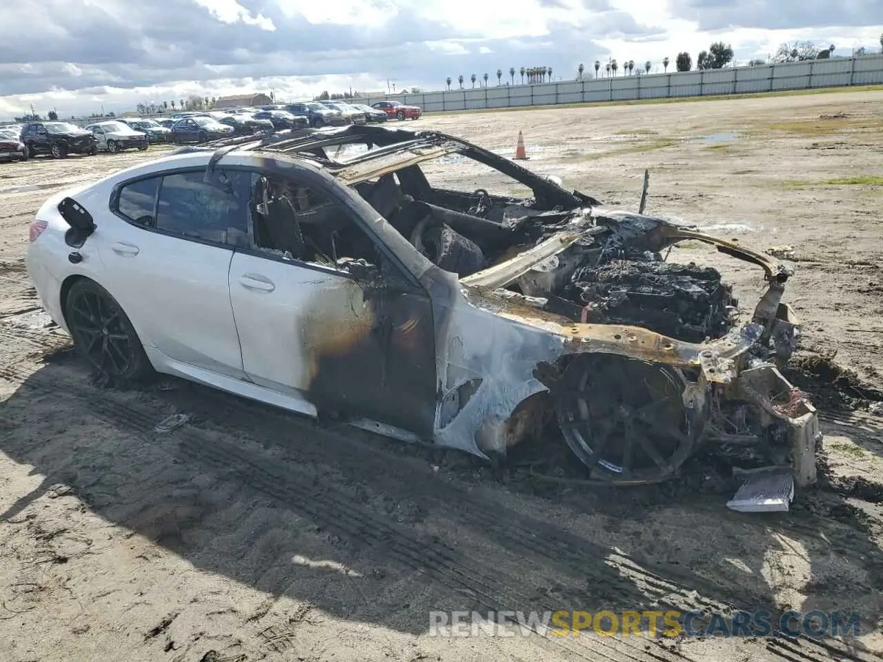 4 fotografías del automóvil dañado WBAGV2C03MCF18891 BMW 8 SERIES 2021