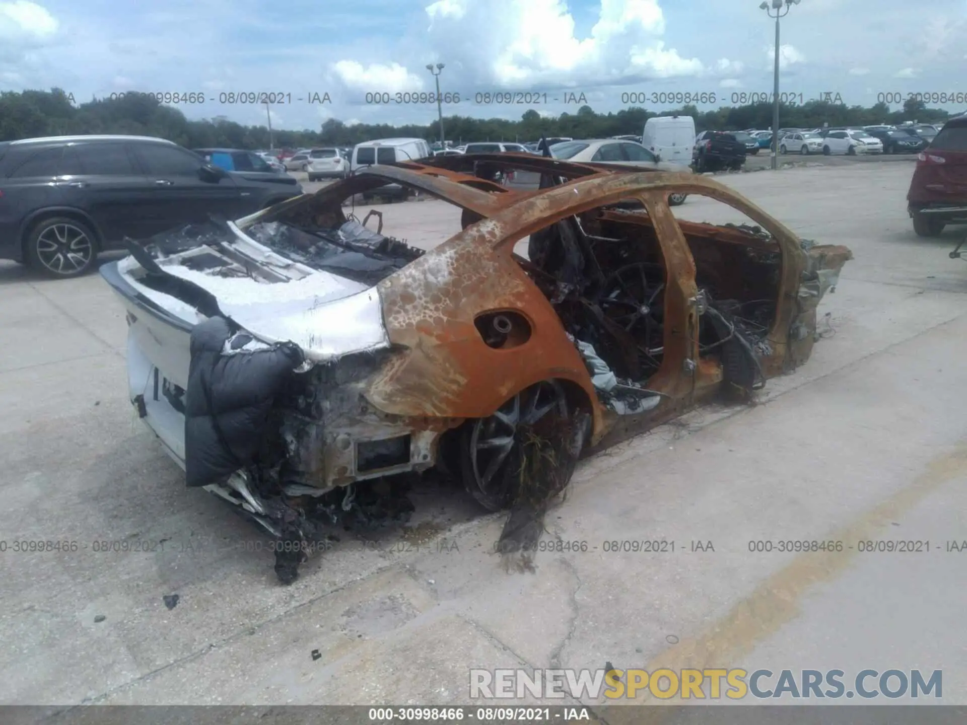 4 fotografías del automóvil dañado WBAGV8C02MCF22174 BMW 8 SERIES 2021