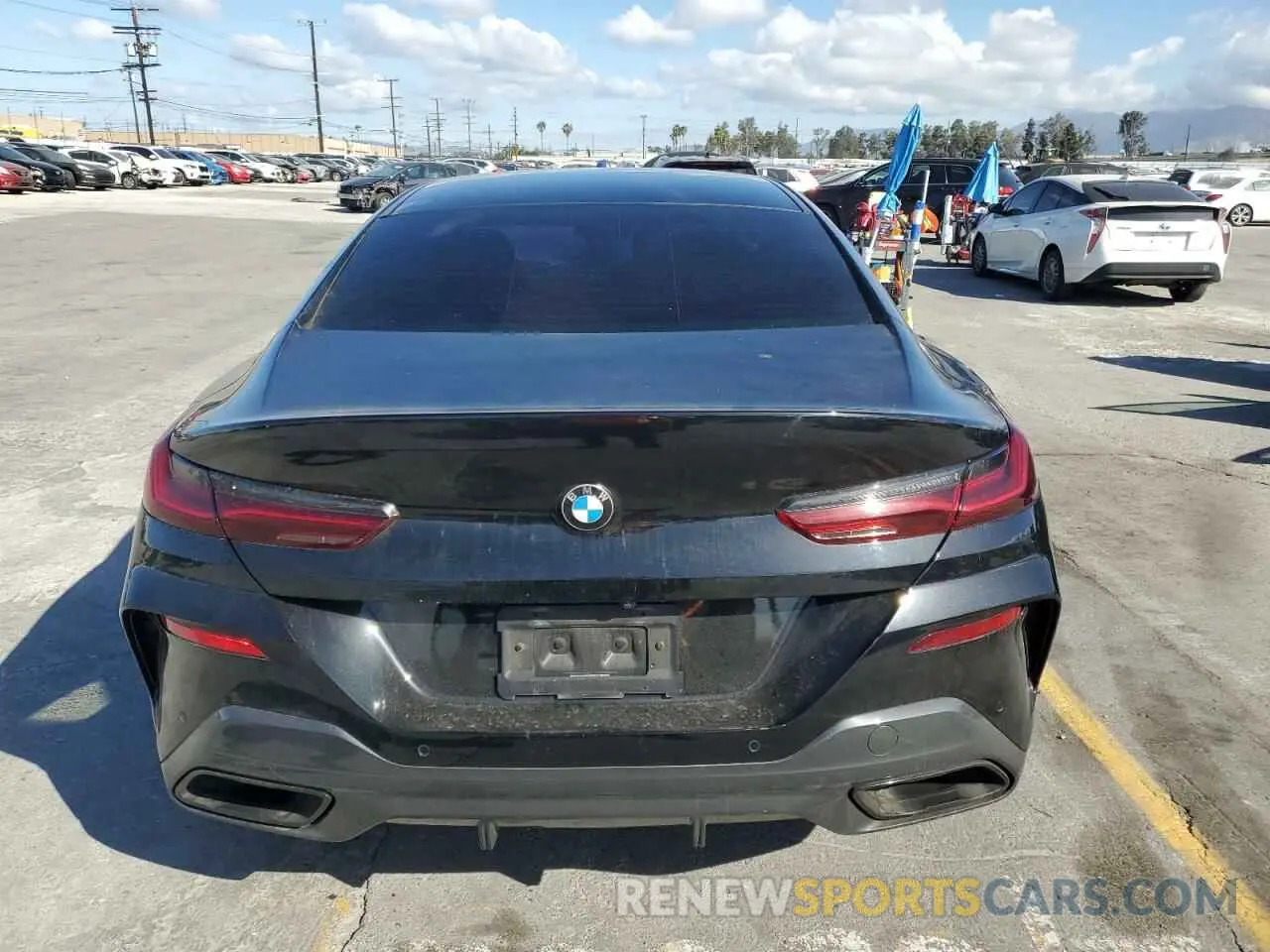 6 fotografías del automóvil dañado WBAGV2C0XNCG99912 BMW 8 SERIES 2022