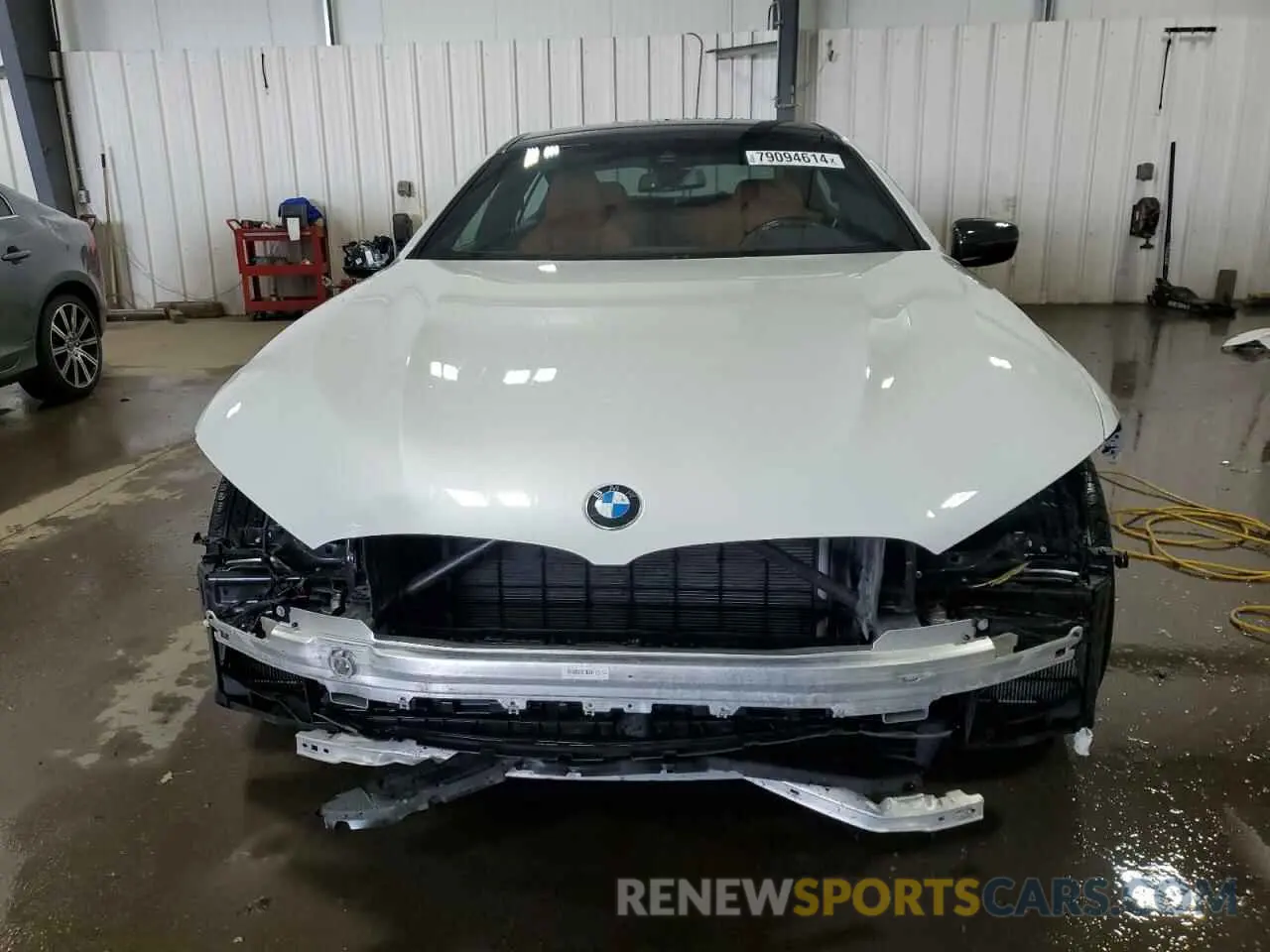 5 fotografías del automóvil dañado WBAGV4C06NCH11761 BMW 8 SERIES 2022
