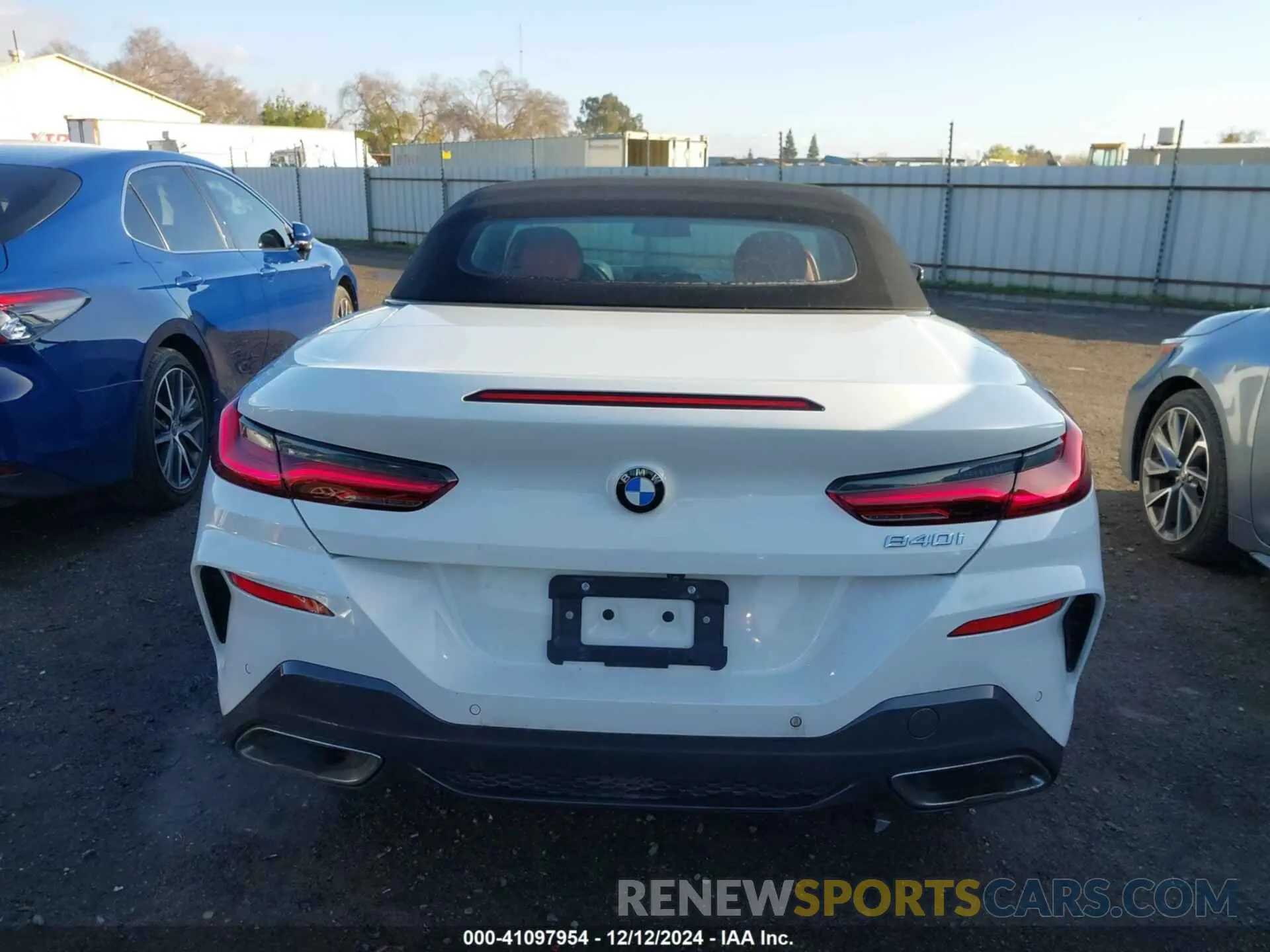 16 fotografías del automóvil dañado WBADZ2C0XNCH25061 BMW 840 2022