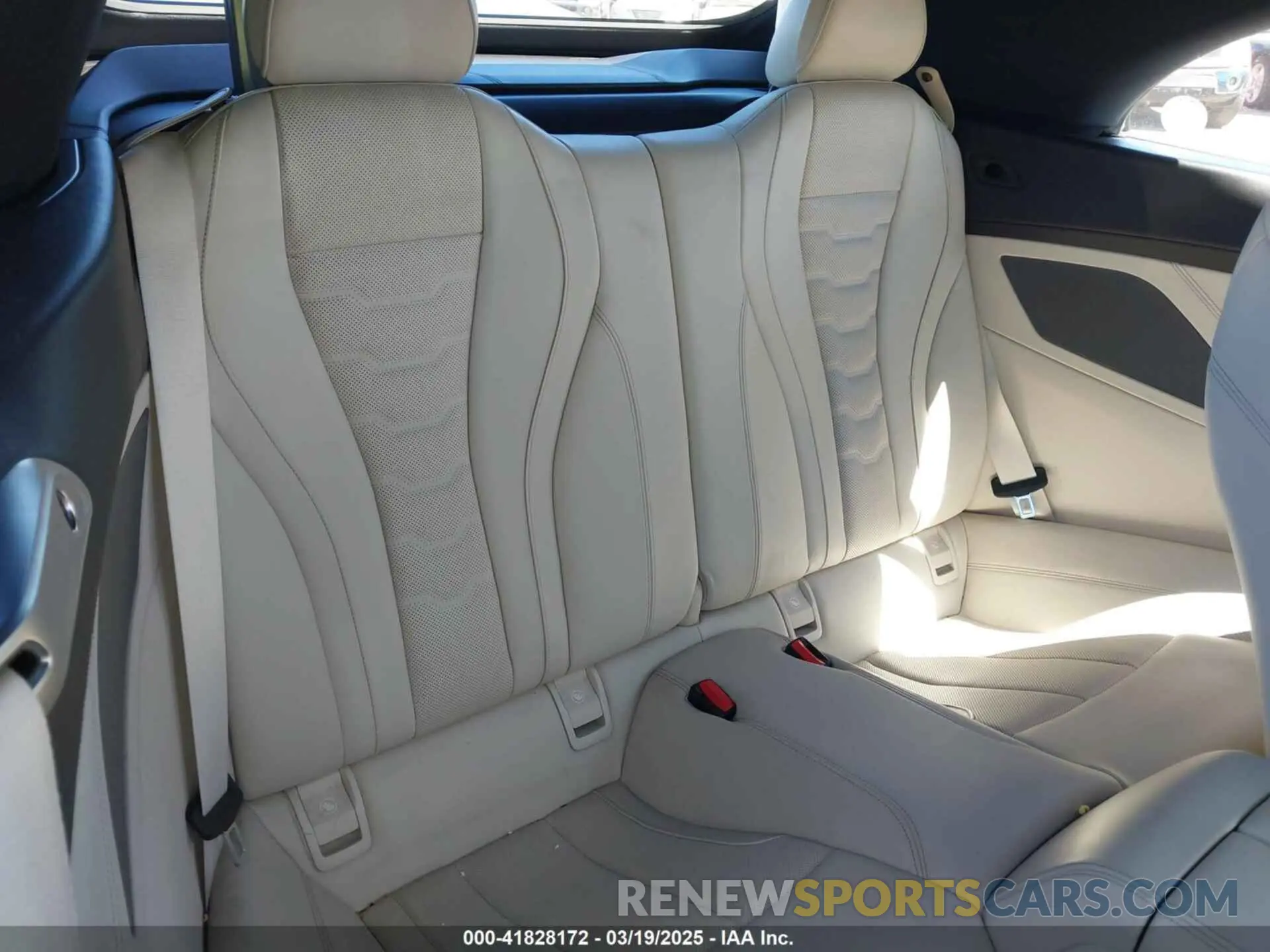 8 fotografías del automóvil dañado WBADZ4C02NCH76601 BMW 840 2022