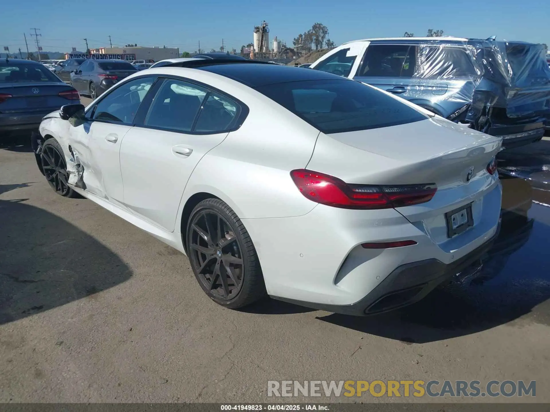 3 fotografías del automóvil dañado WBAGV2C06RCR88952 BMW 840 GRAN COUPE 2024