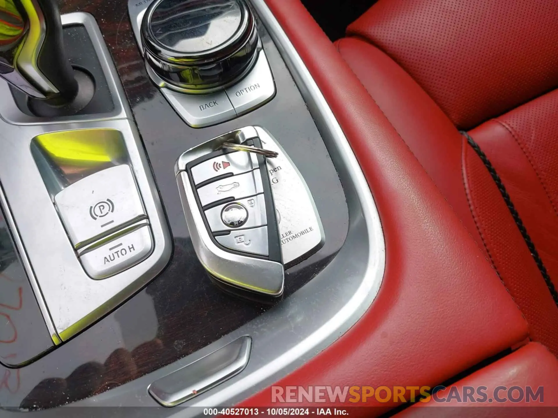 11 fotografías del automóvil dañado WBA7F2C15KB242459 BMW ALPINA B7 2019