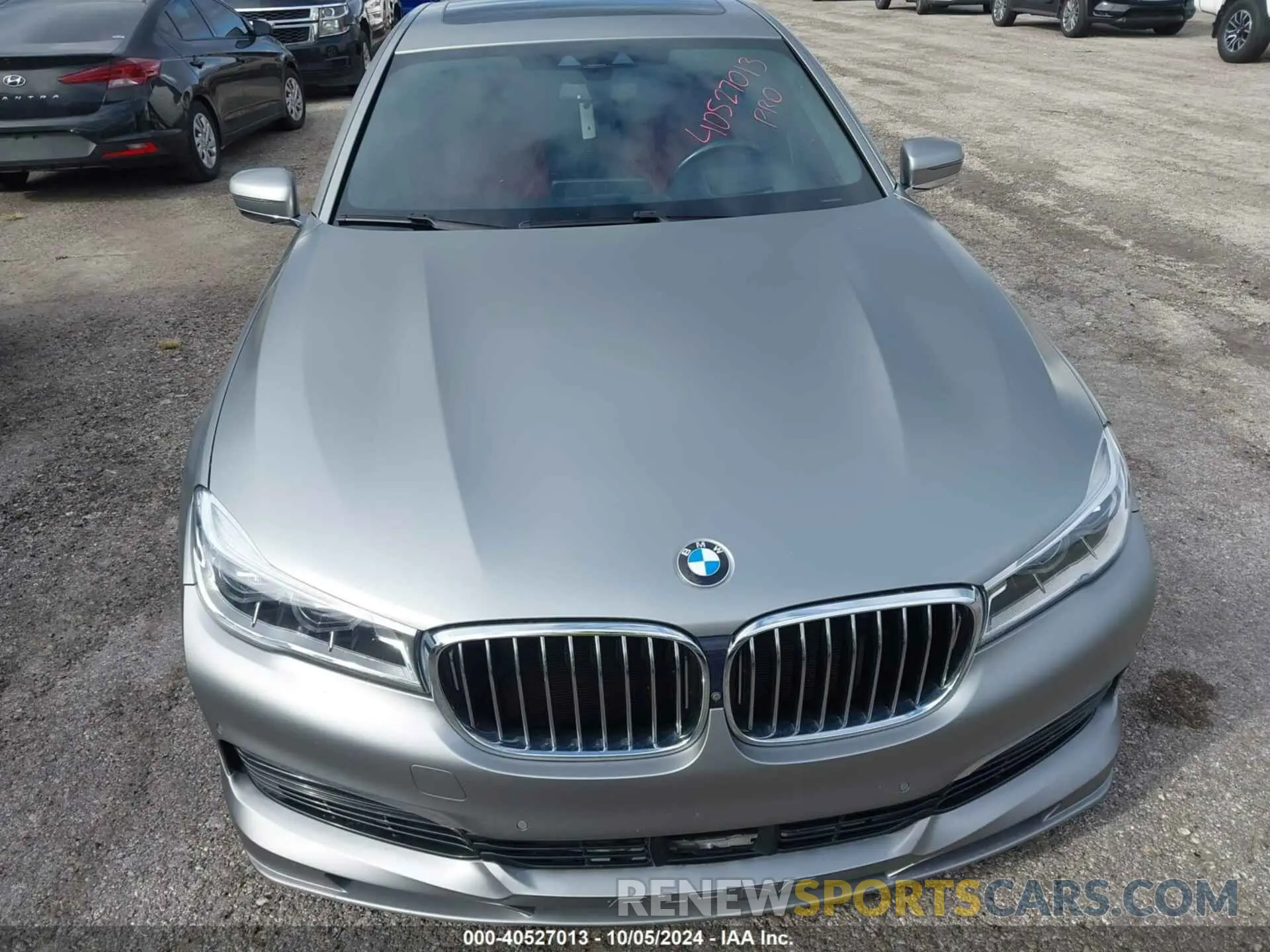 12 fotografías del automóvil dañado WBA7F2C15KB242459 BMW ALPINA B7 2019