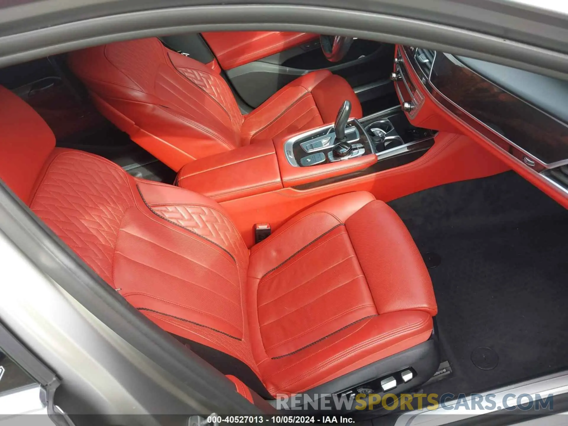 5 fotografías del automóvil dañado WBA7F2C15KB242459 BMW ALPINA B7 2019