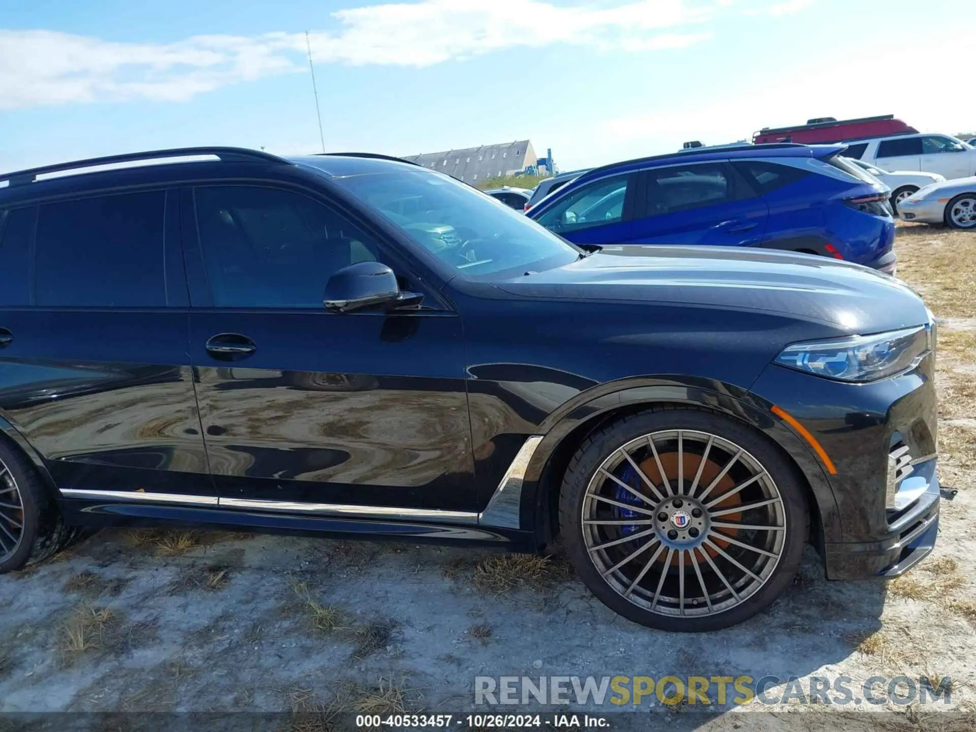 13 fotografías del automóvil dañado 5UXCX6C19M9G78233 BMW ALPINA XB7 2021