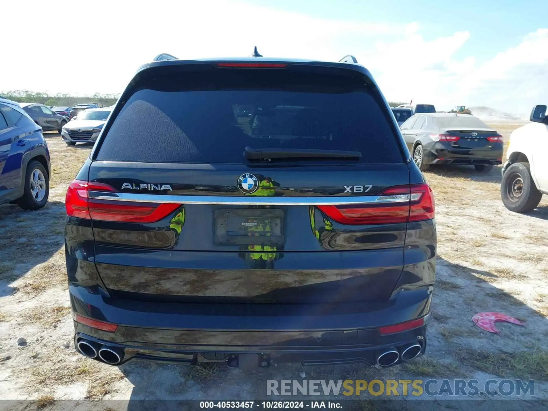 15 fotografías del automóvil dañado 5UXCX6C19M9G78233 BMW ALPINA XB7 2021