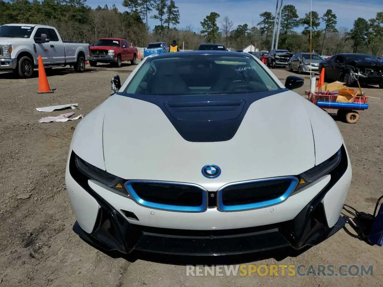 5 fotografías del automóvil dañado WBY2Z4C51K7D47023 BMW I SERIES 2019