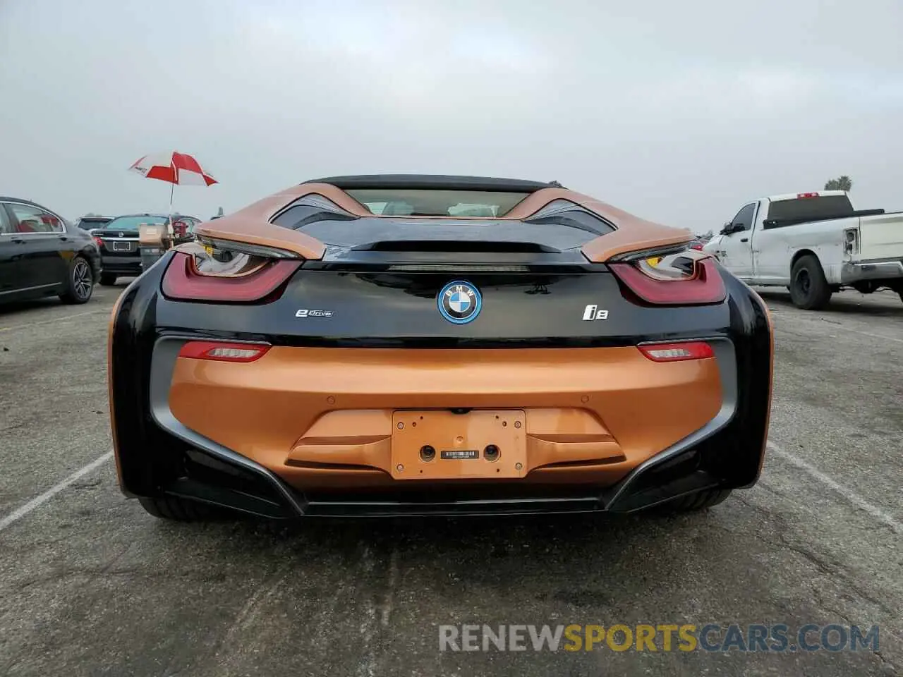 6 fotografías del automóvil dañado WBY2Z6C56KVG98050 BMW I SERIES 2019