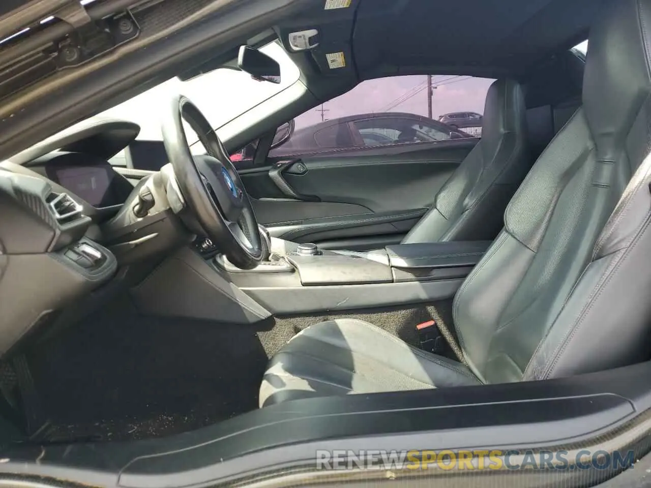 7 fotografías del automóvil dañado WBY2Z6C57KVG98025 BMW I SERIES 2019