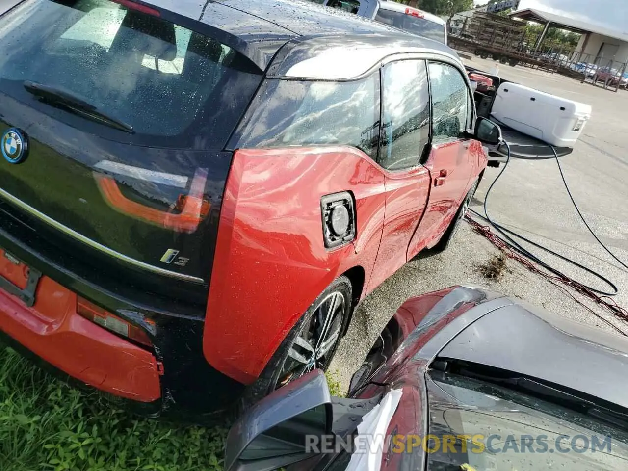 3 fotografías del automóvil dañado WBY8P4C55K7E23780 BMW I SERIES 2019