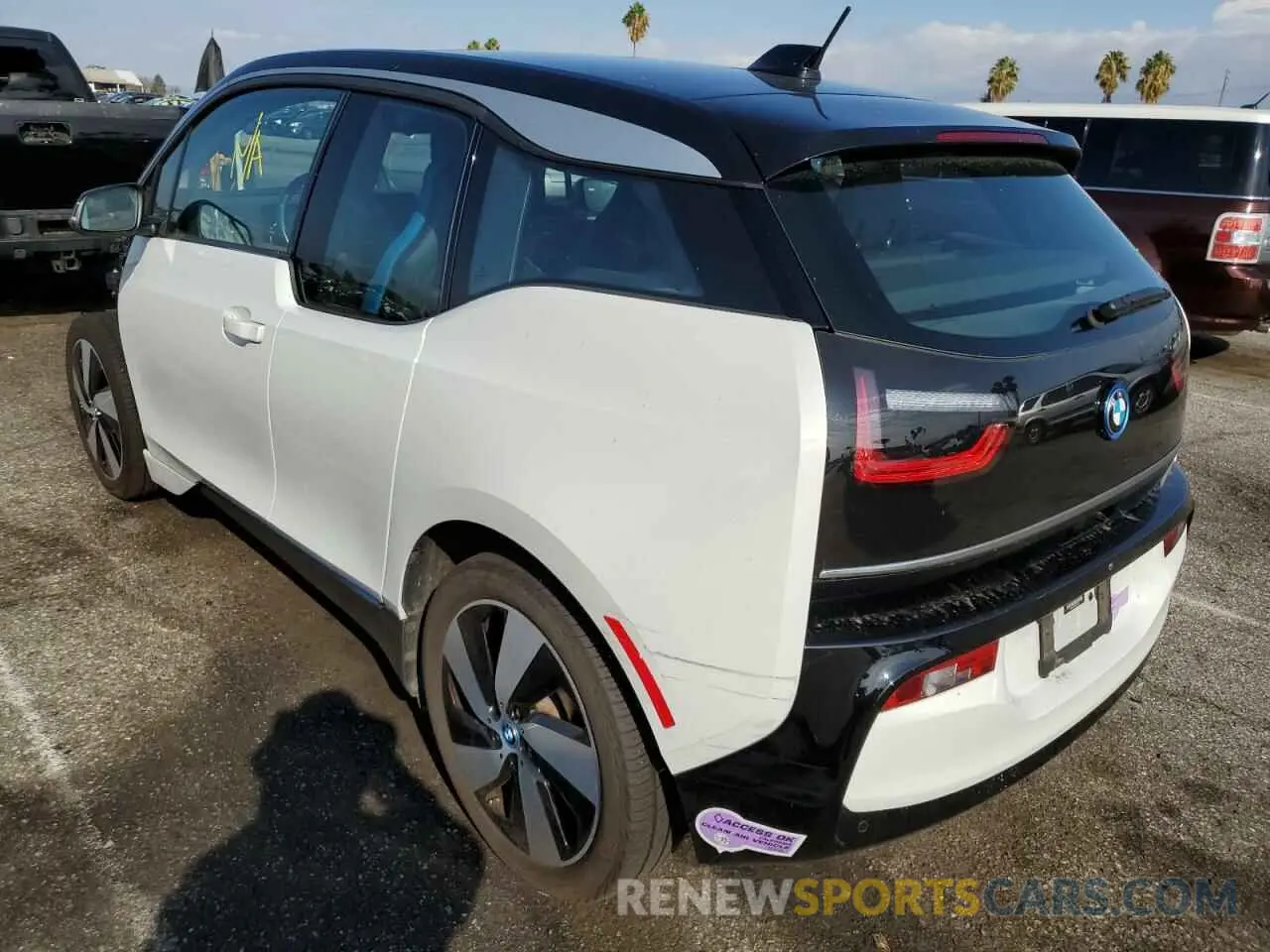 3 fotografías del automóvil dañado WBY8P4C58K7D63803 BMW I SERIES 2019