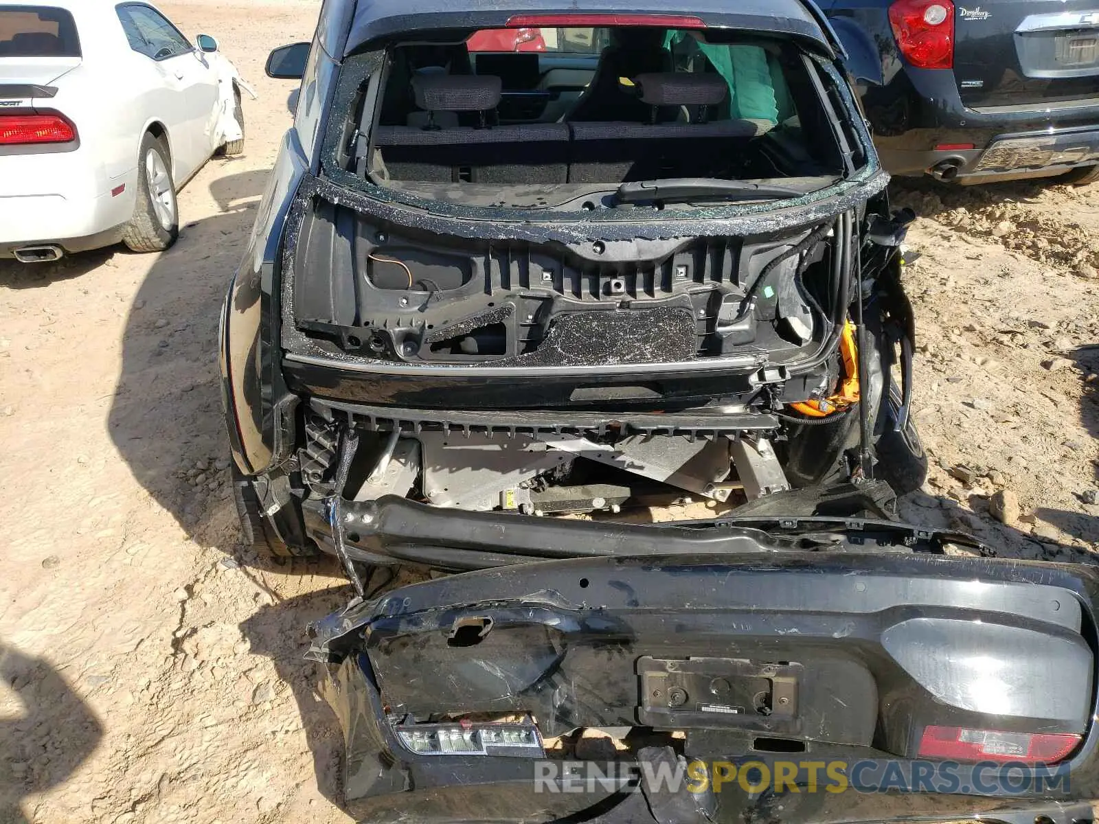 9 fotografías del automóvil dañado WBY8P6C58K7E84181 BMW I SERIES 2019
