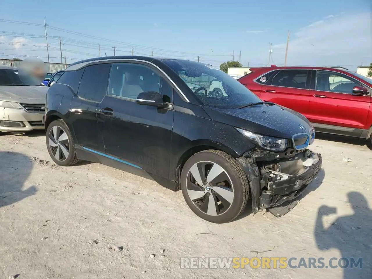 4 fotografías del automóvil dañado WBY8P2C02L7G74041 BMW I SERIES 2020