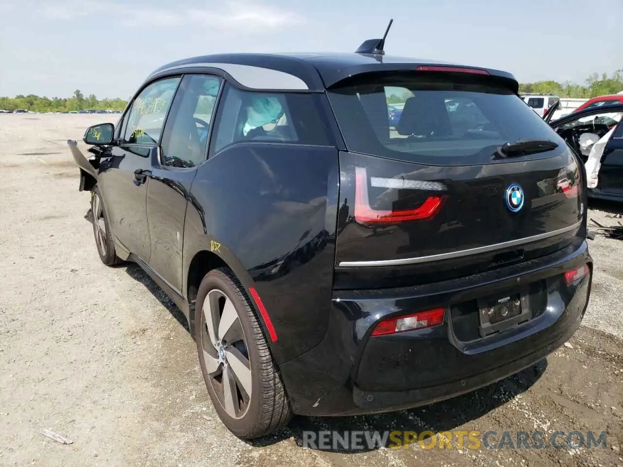 3 fotografías del automóvil dañado WBY8P2C02M7H99137 BMW I SERIES 2021